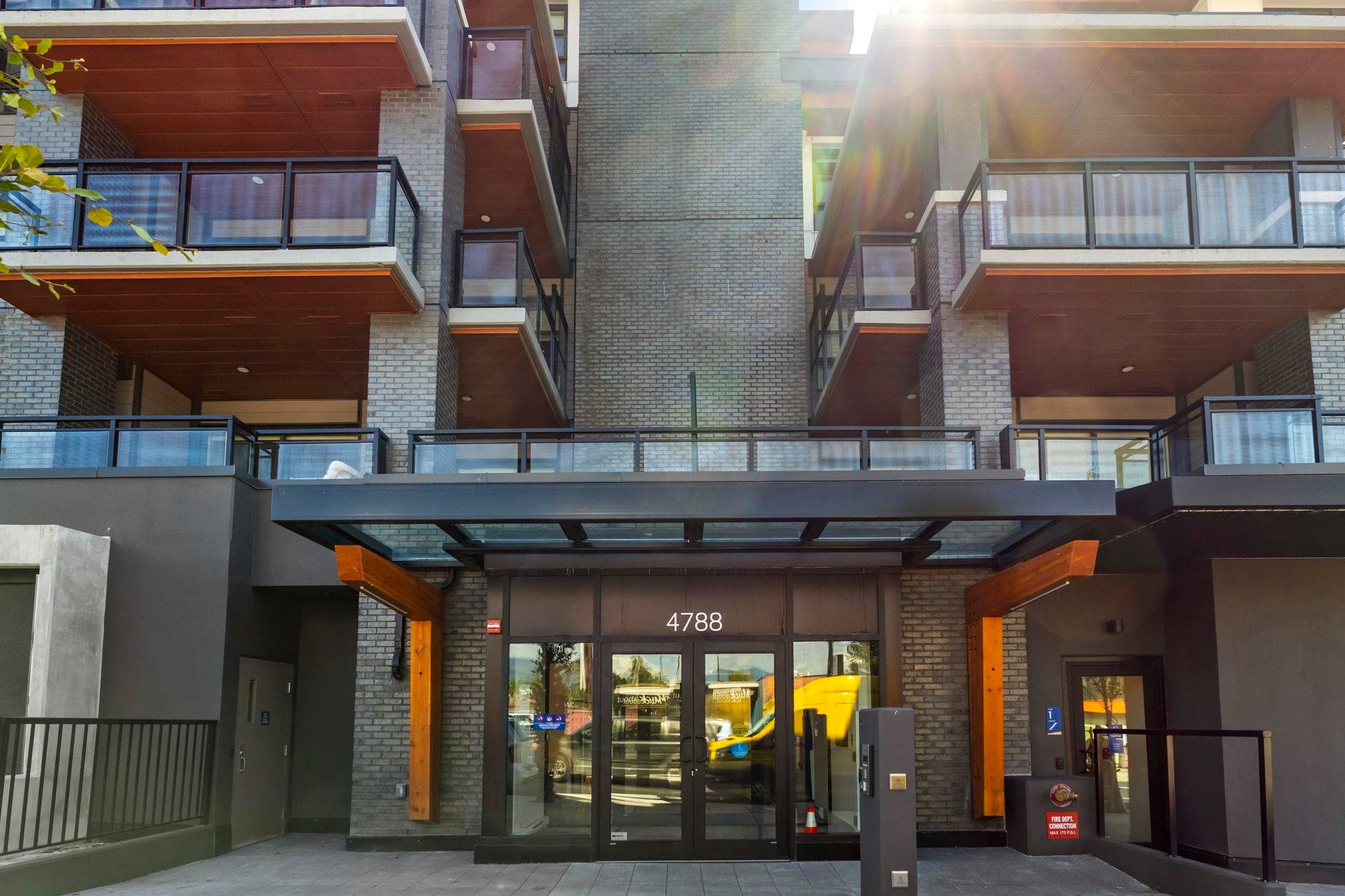 419 - 4788 Hastings Street, Burnaby, V5C 0P4 — photo 3