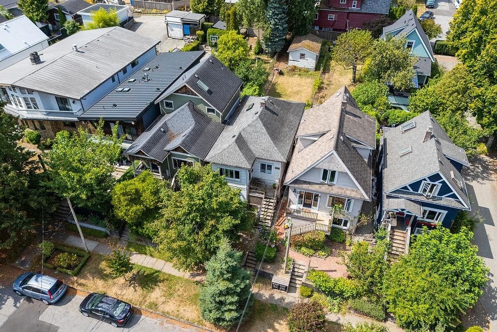 4225 John Street, Vancouver, V5V 3W8 — photo 3