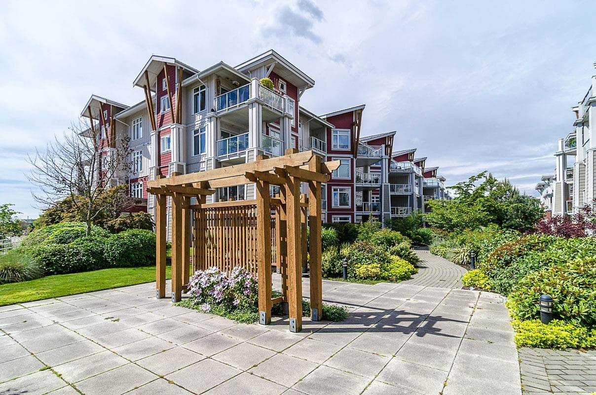 207 - 4211 Bayview Street, Richmond, V7E 6T6 — photo 2