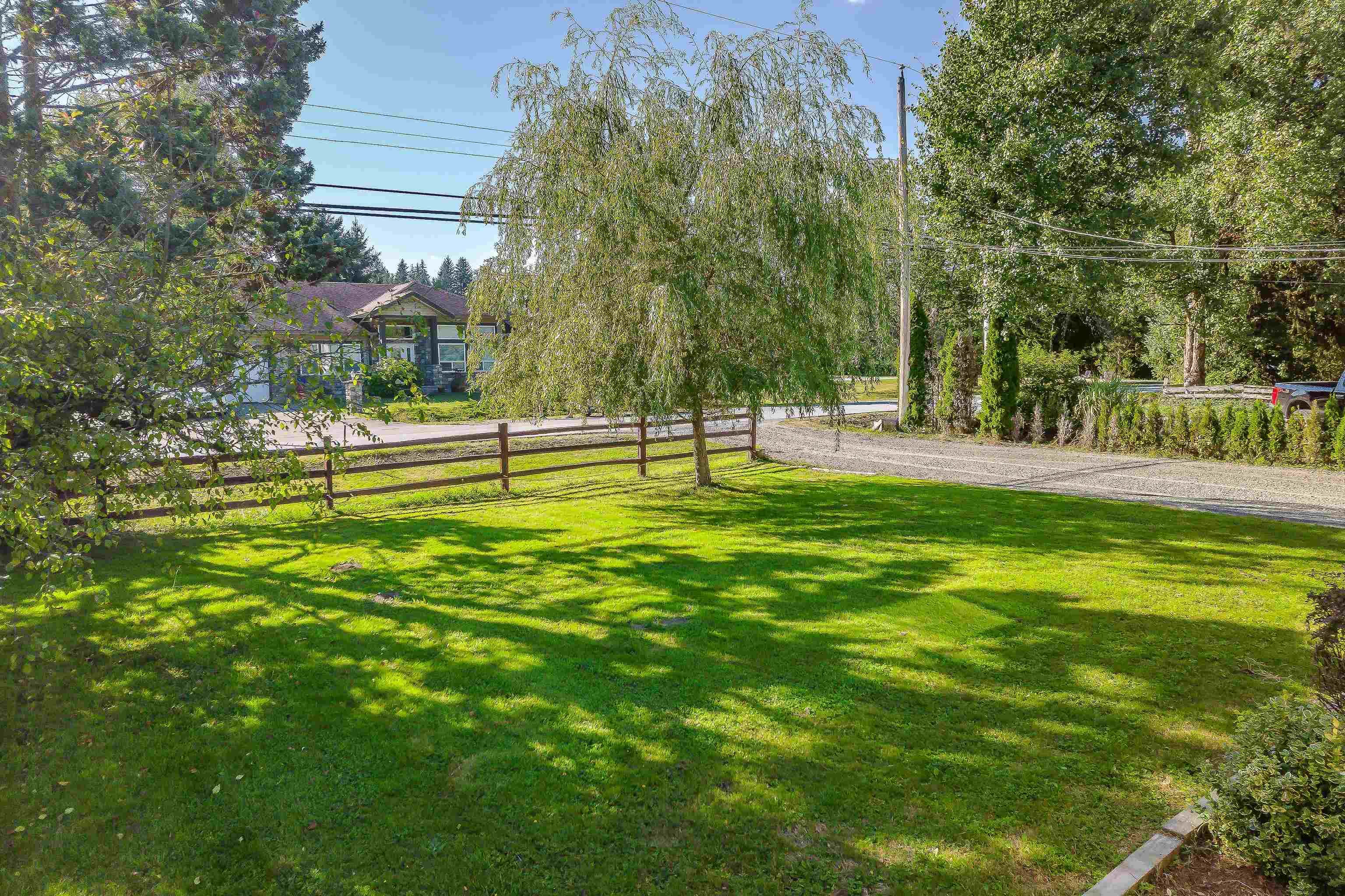 12290 252 Street, Maple Ridge, V4R 1G6 — photo 2