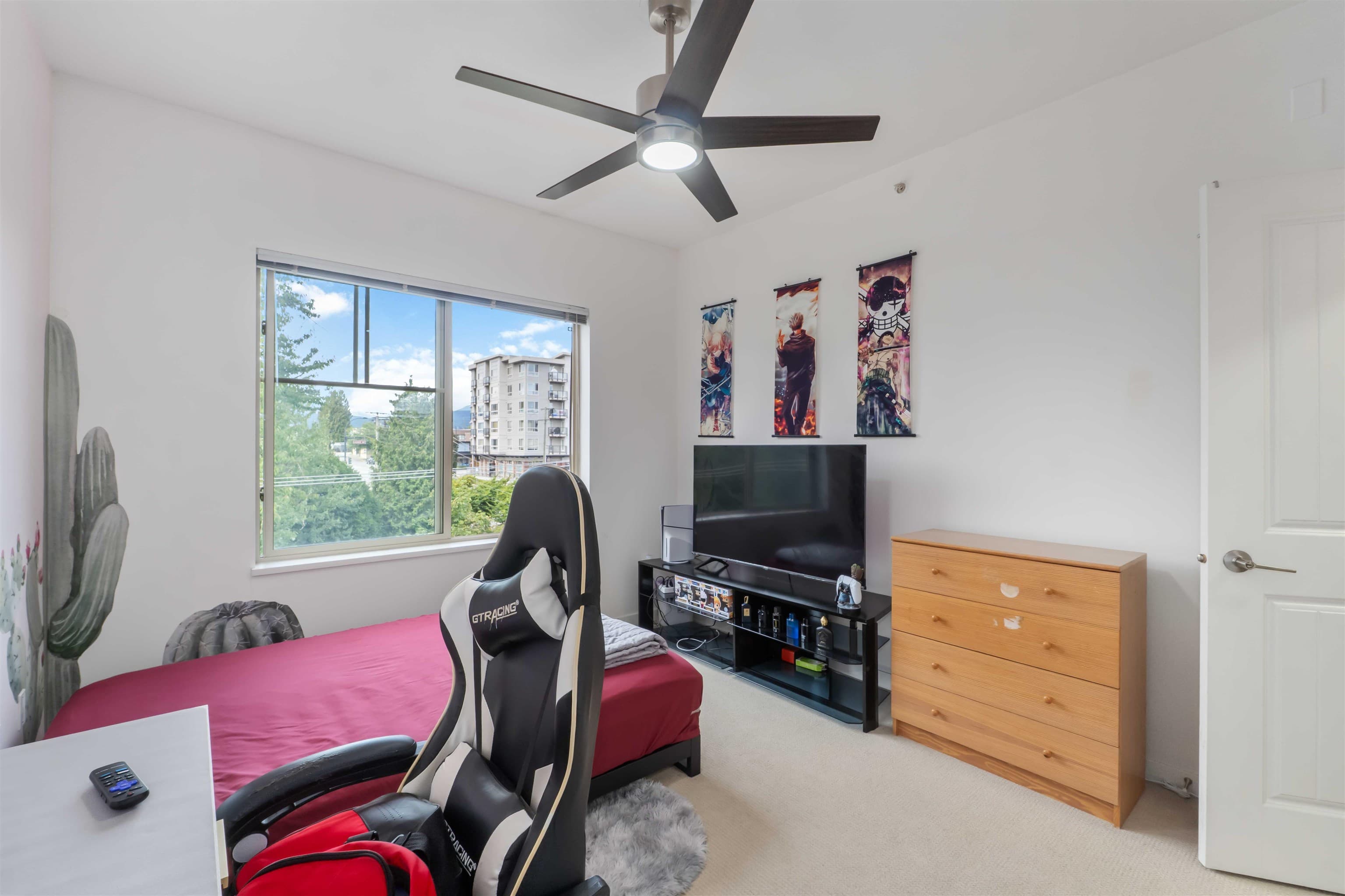 404 - 22290 North Avenue, Maple Ridge, V2X 8Z8 — photo 2