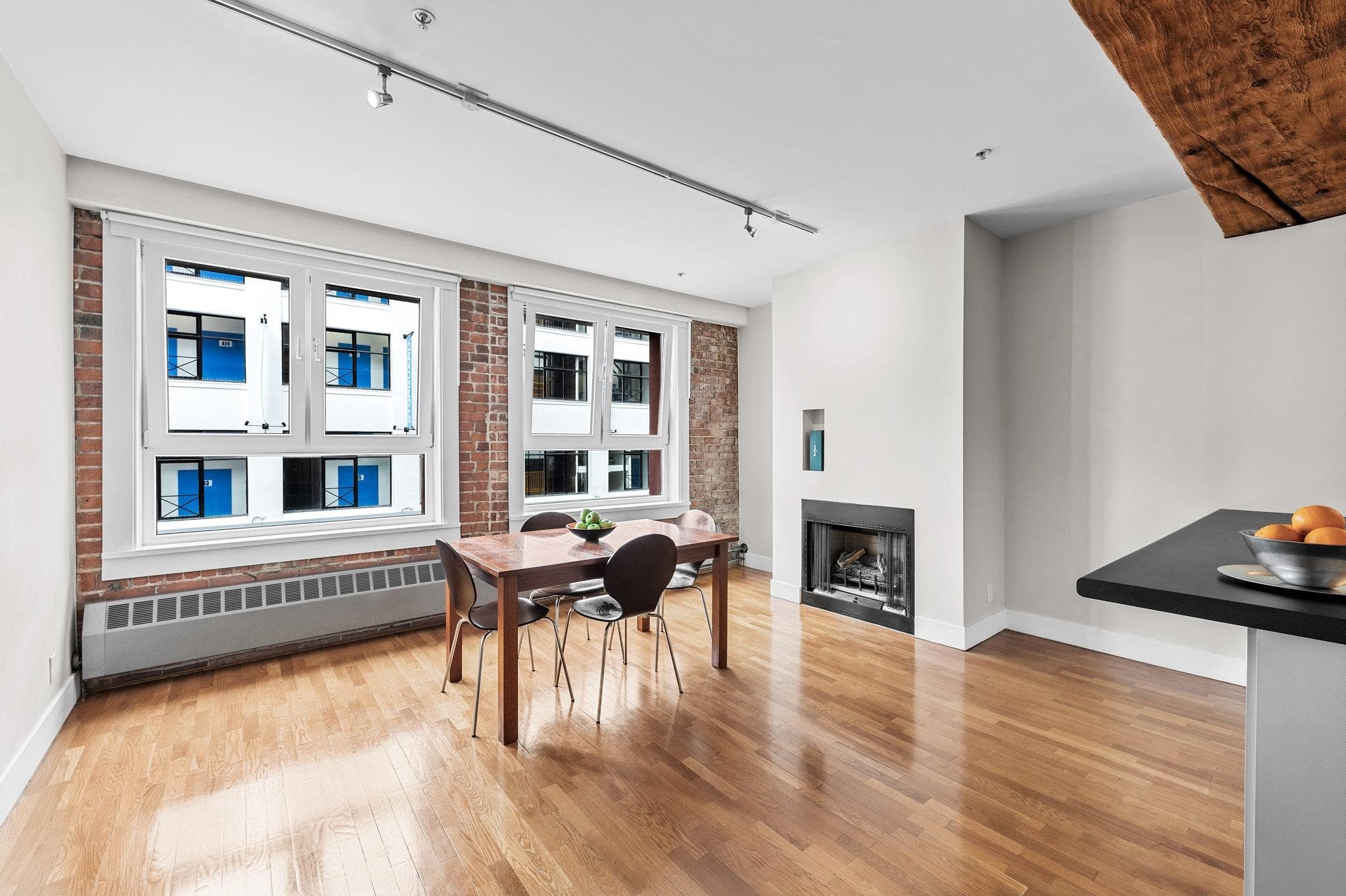 201 - 869 Beatty Street, Vancouver, V6B 2M6 — photo 2