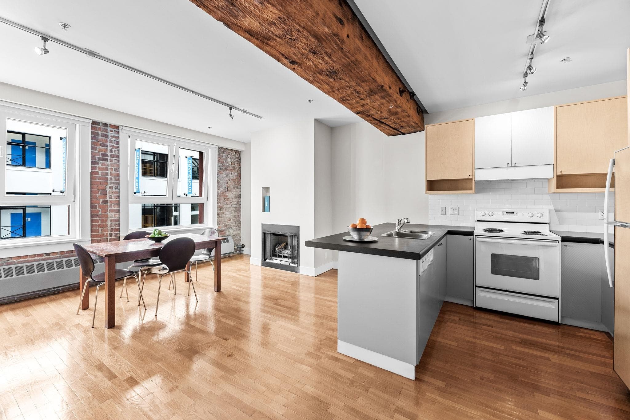 201 - 869 Beatty Street, Vancouver, V6B 2M6 — photo 3