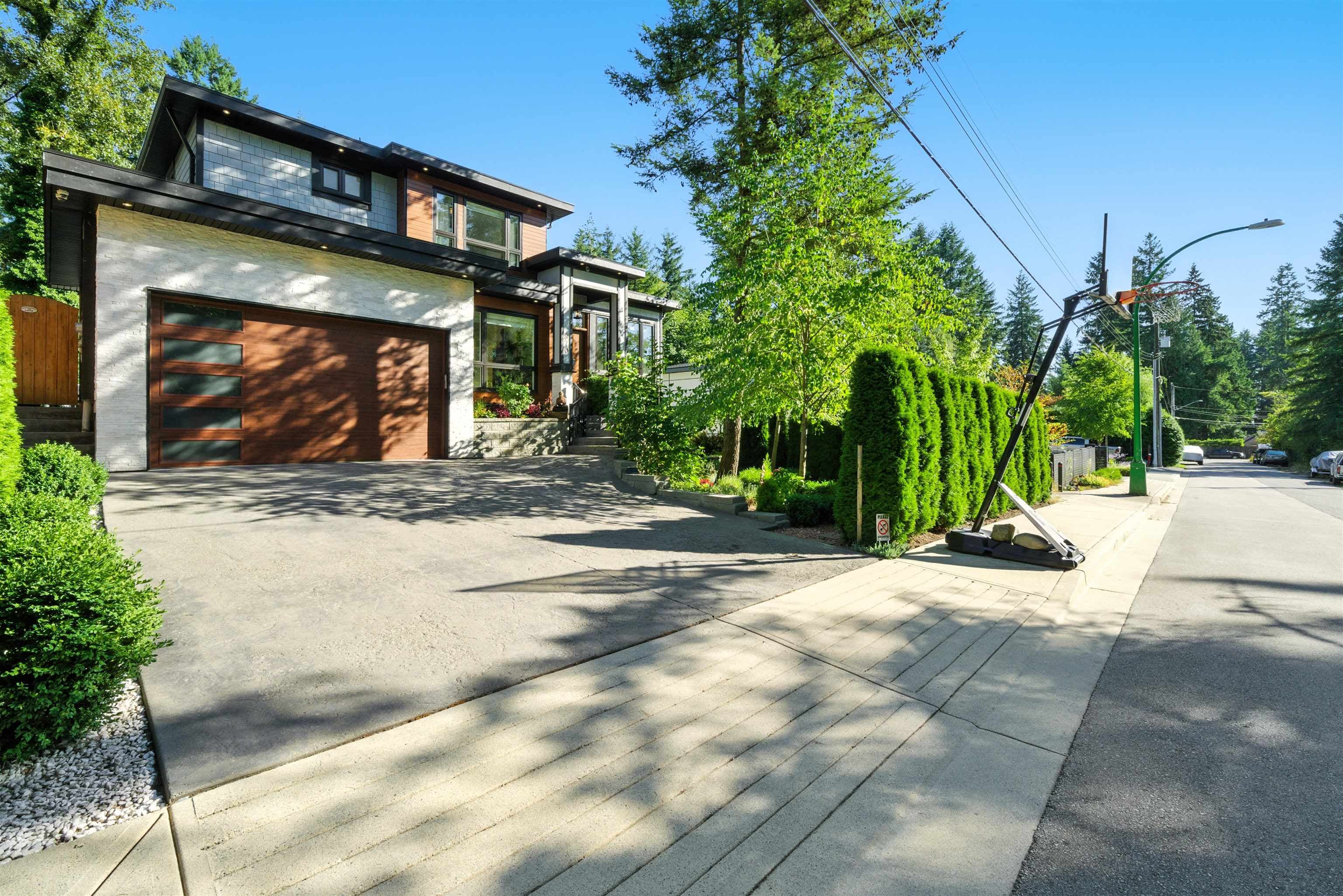870 Browning Place, North Vancouver, V7H 1X1 — photo 2