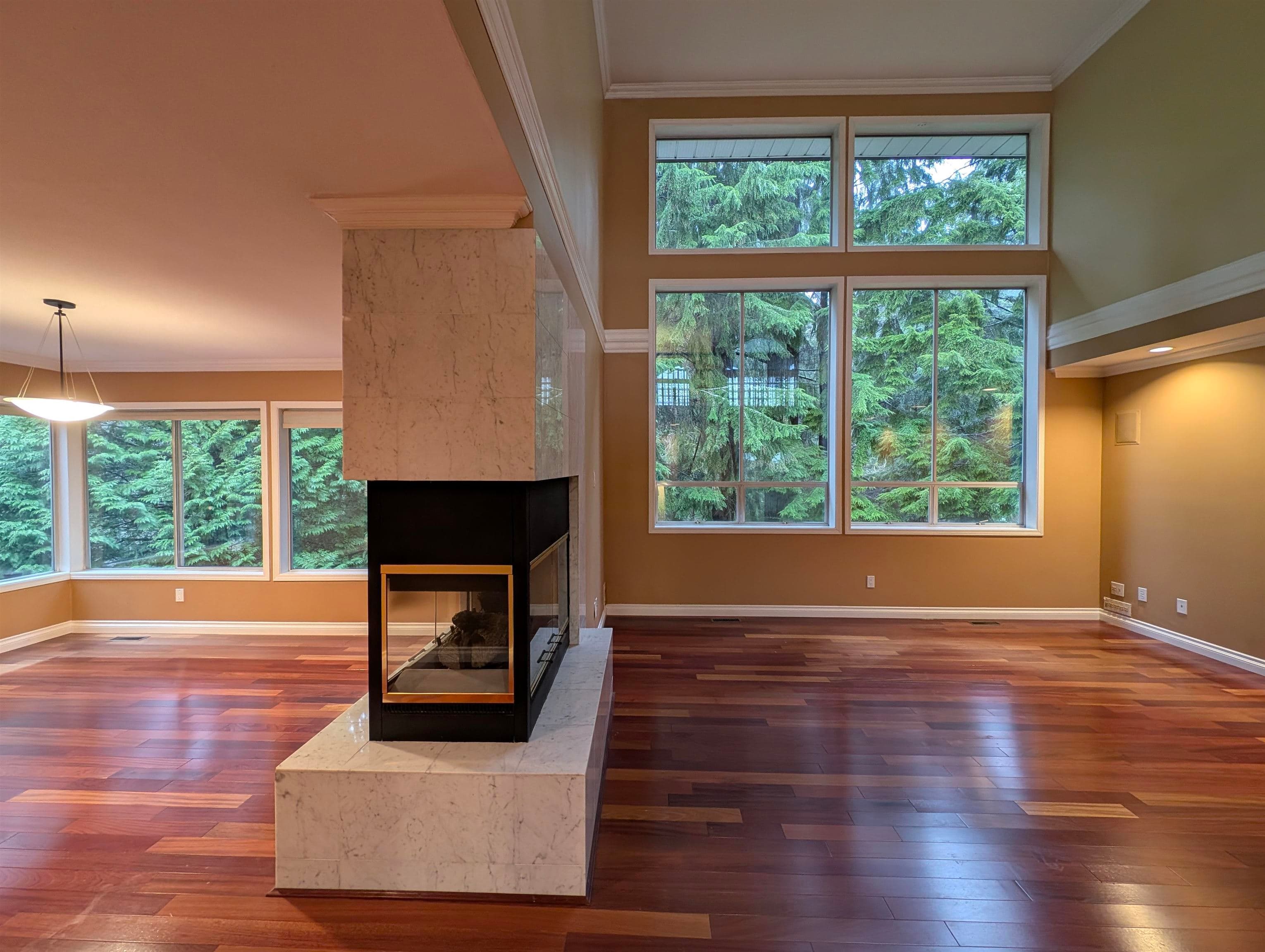3908 Blantyre Place, North Vancouver, V7G 2G4 — photo 4