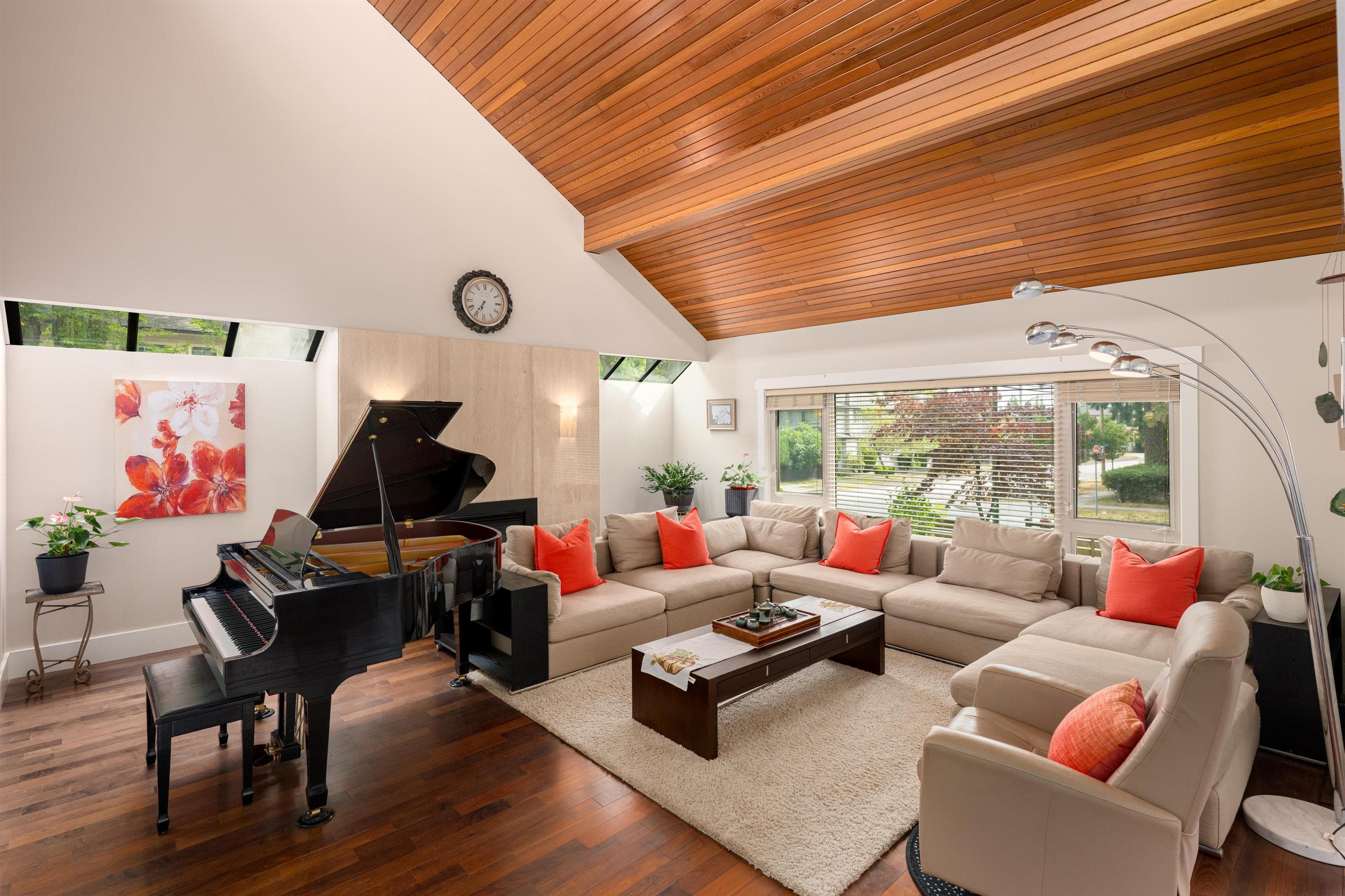 5483 Carnarvon Street, Vancouver — sold