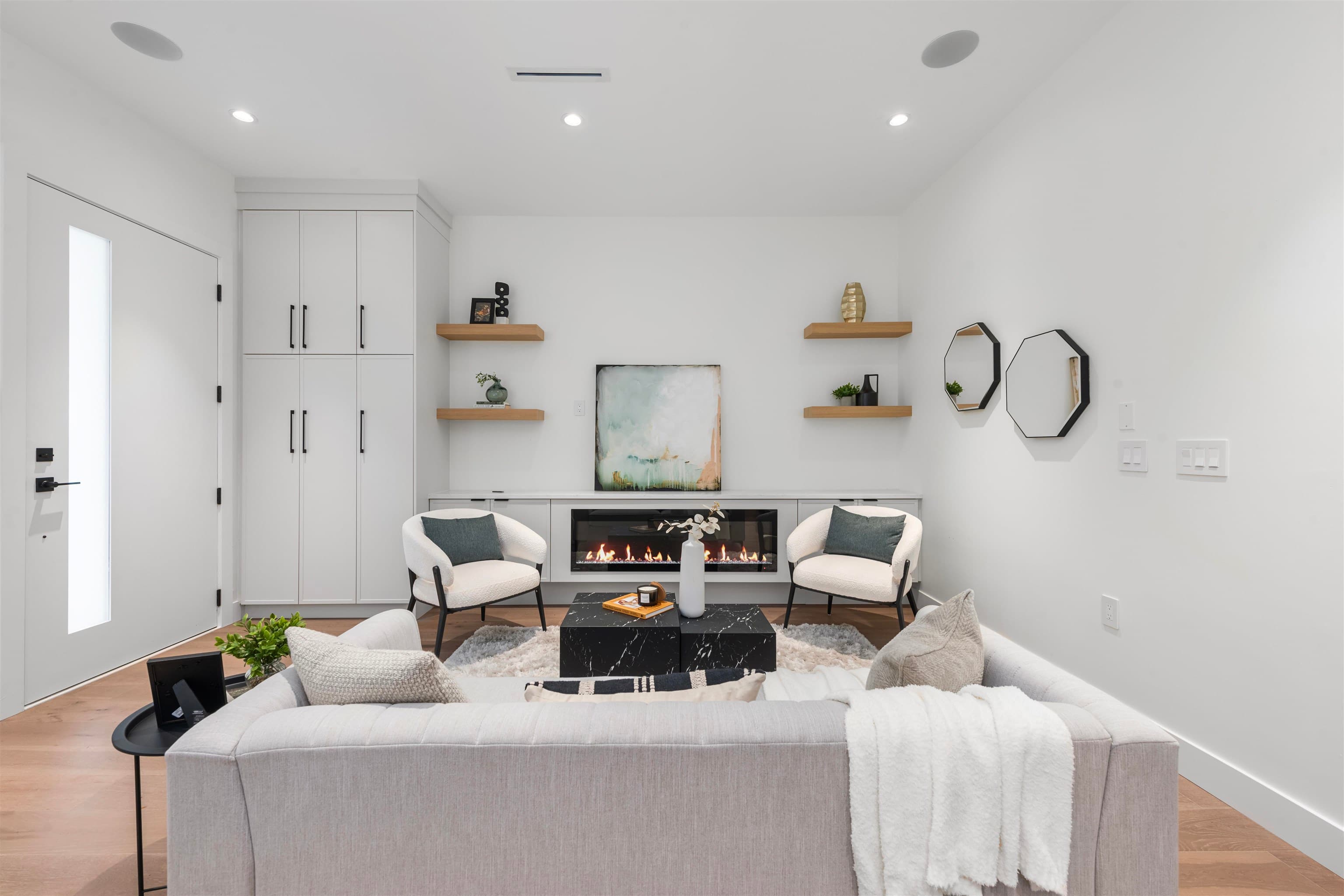 1 - 878 E 37 Avenue, Vancouver