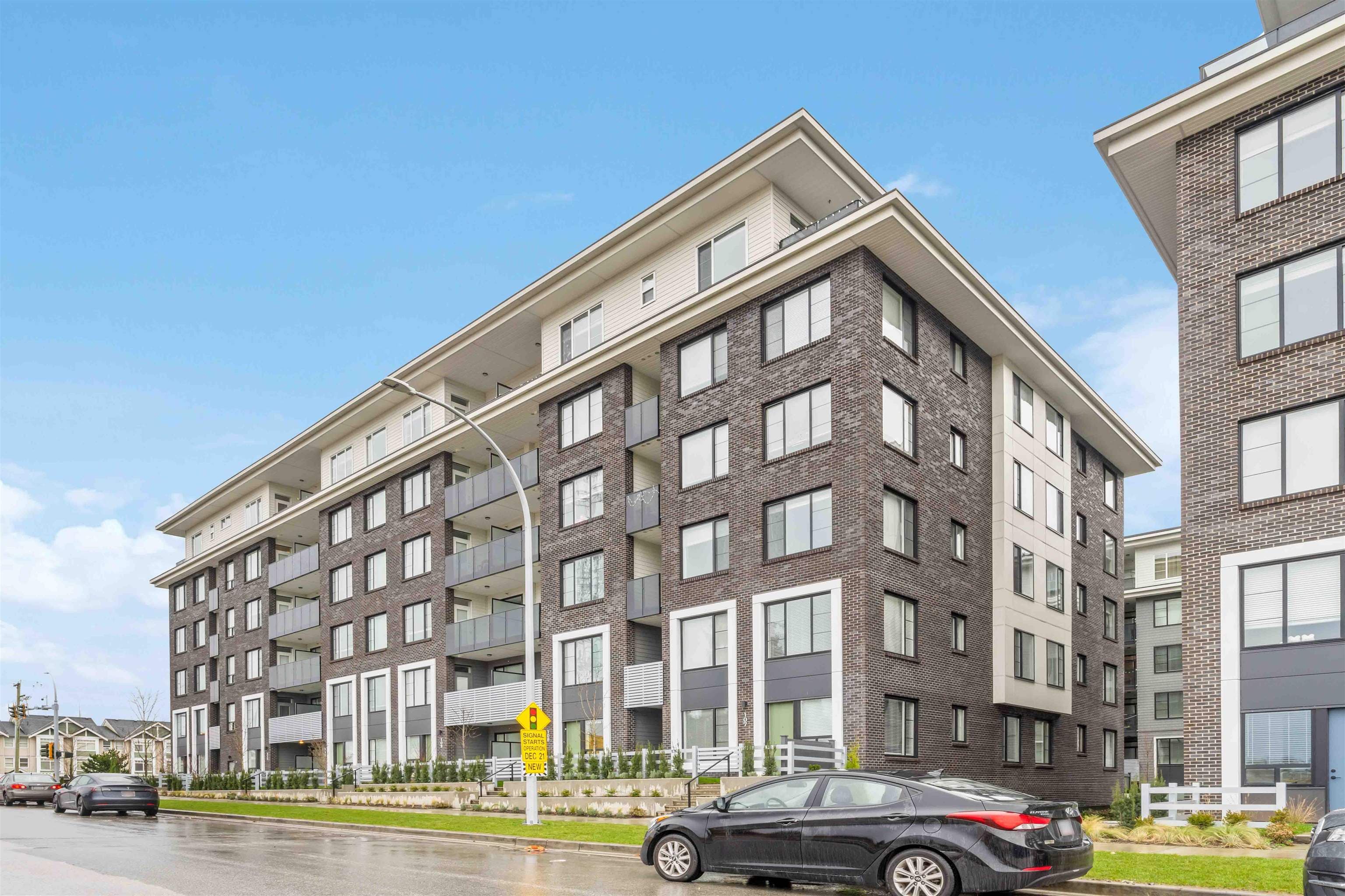 109 - 15848 Fraser Highway, Surrey, V4N 6X6 — photo 2