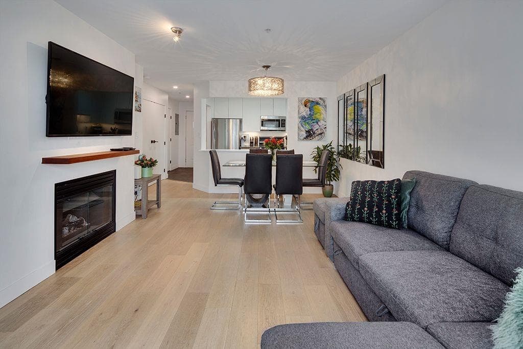 411 - 108 W Esplanade Avenue, North Vancouver, V7M 3M8 — photo 4
