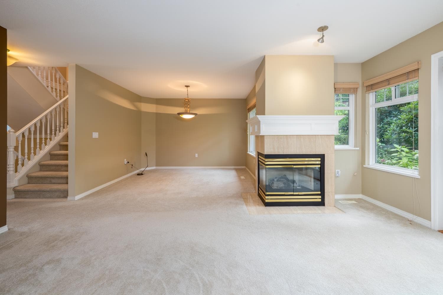 34 - 5201 Oakmount Crescent, Burnaby, V5H 4S8 — photo 3