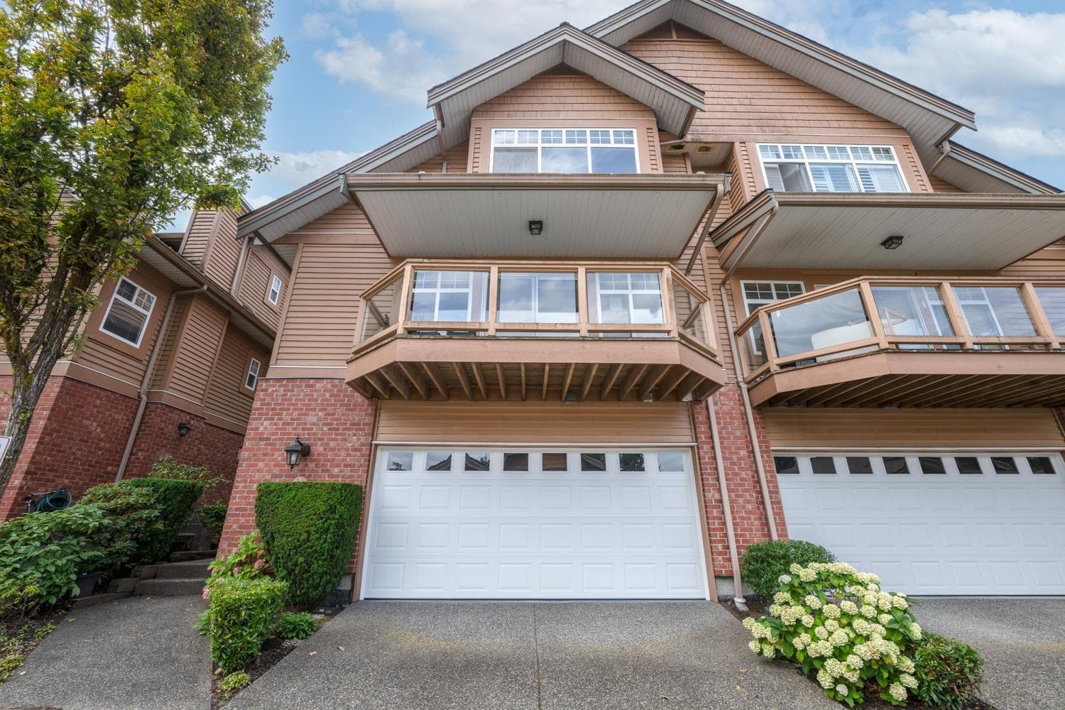 34 - 5201 Oakmount Crescent, Burnaby — sold