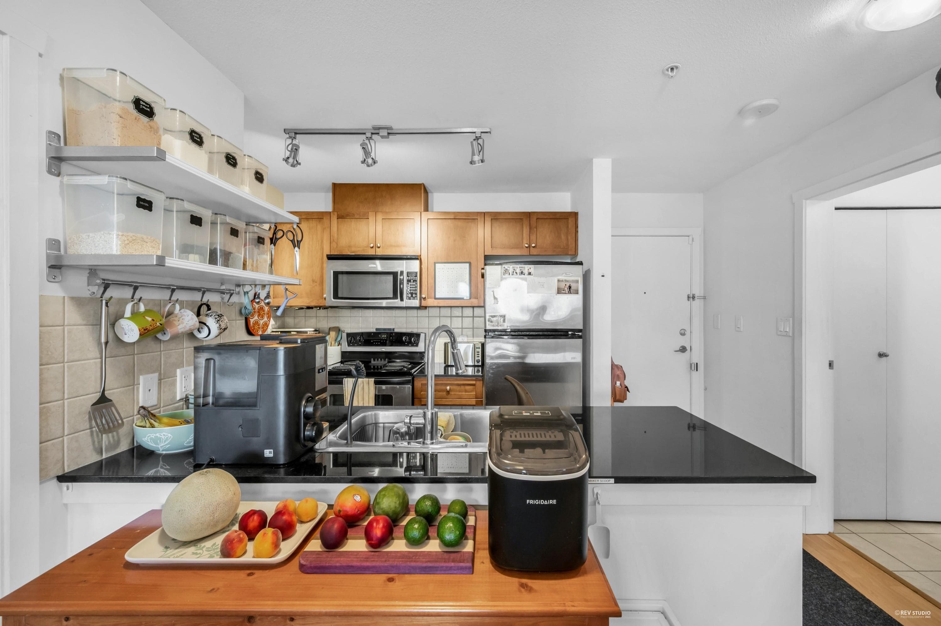 603 - 415 E Columbia Street, New Westminster, V3L 0B4 — photo 5