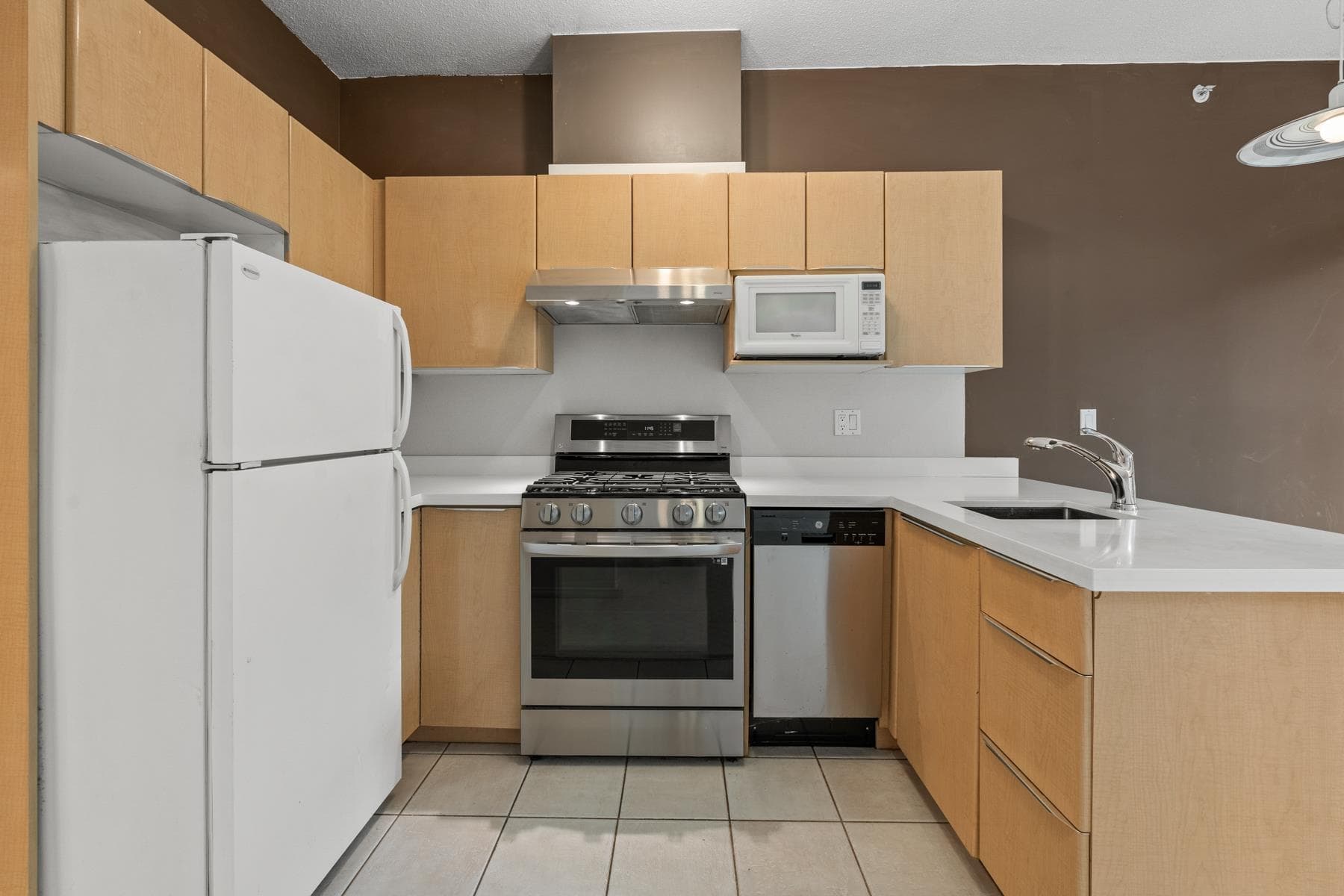 310 - 1239 W Georgia Street, Vancouver, V6E 4R8 — photo 5