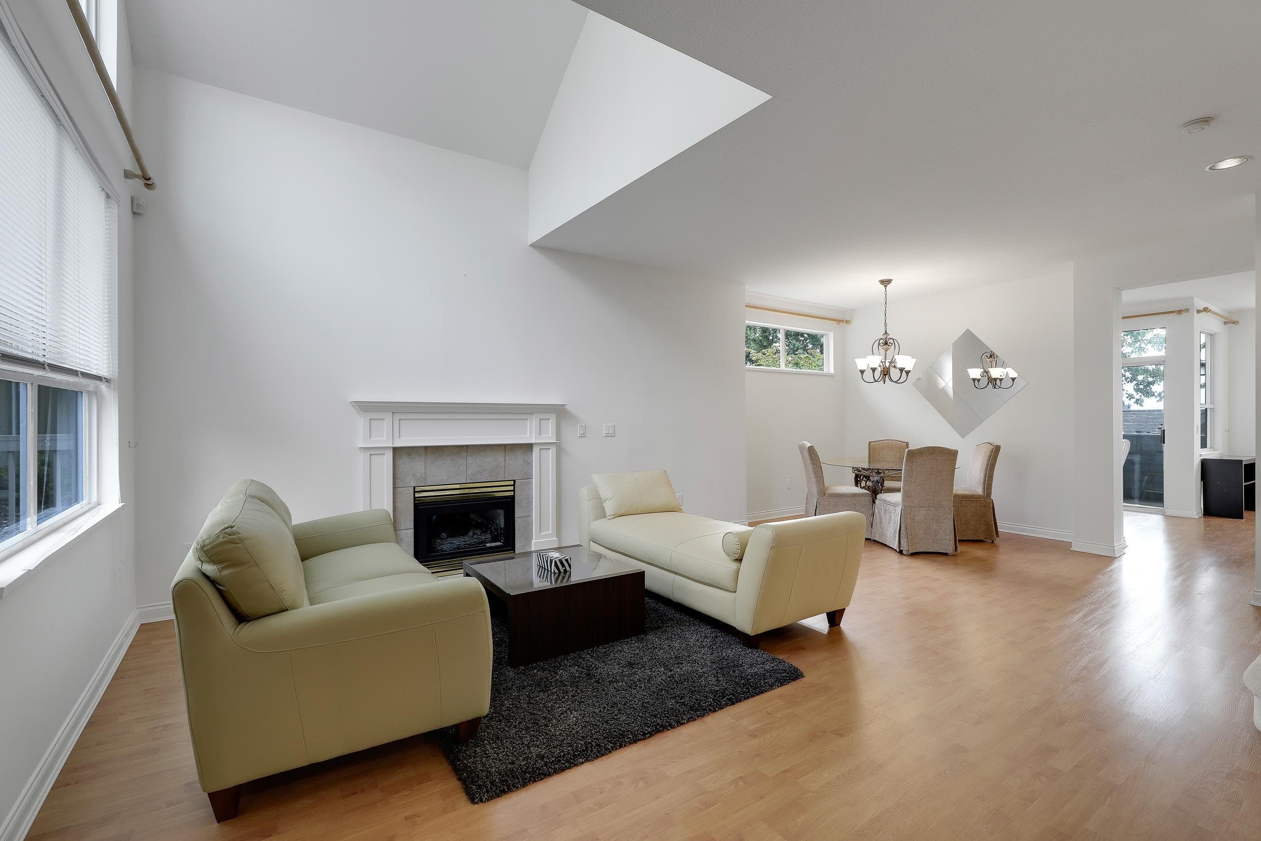 220 - 1465 Parkway Boulevard, Coquitlam, V3E 3E6 — photo 4