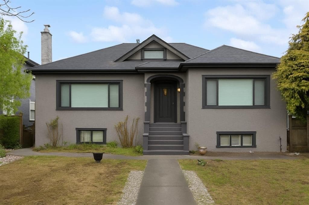 6895 Curtis Street, Burnaby