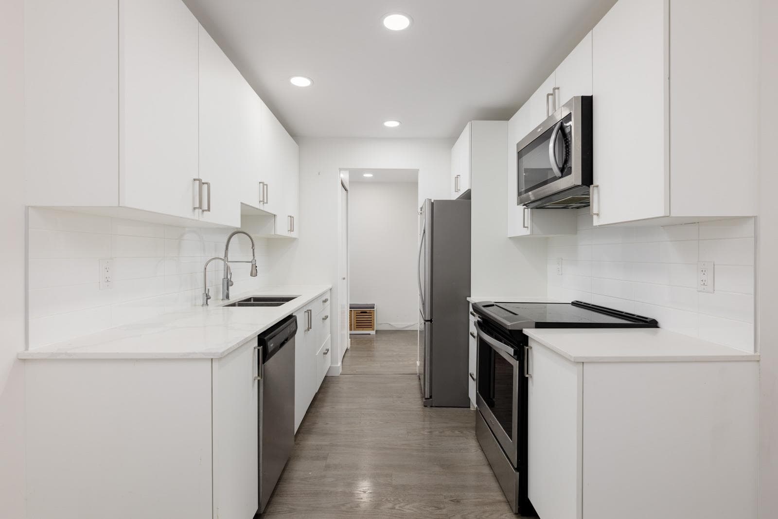 208 - 4625 Grange Street, Burnaby, V5H 1R1 — photo 5