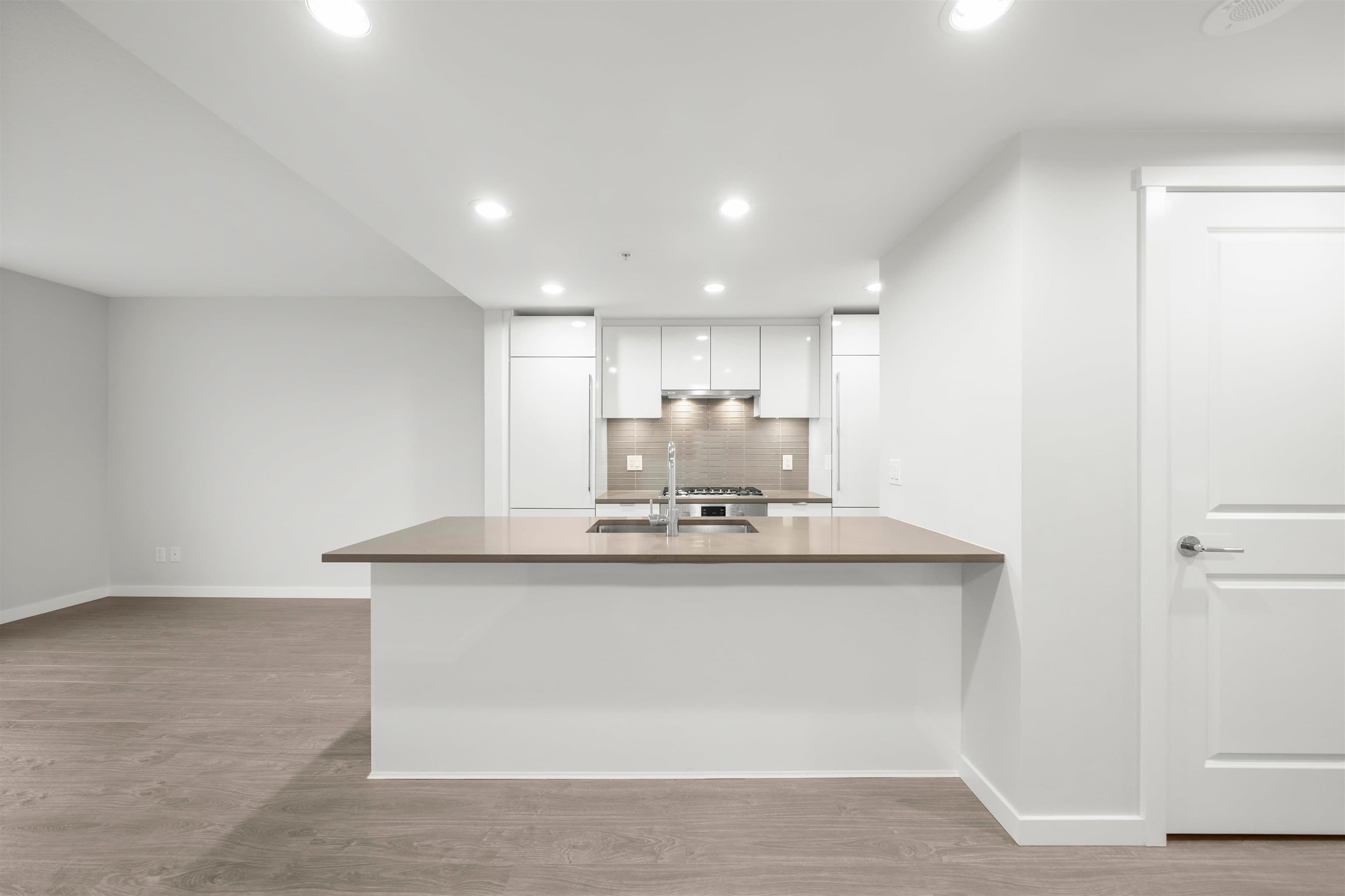 1610 - 3333 Brown Road, Richmond, V6X 0P6 — photo 3