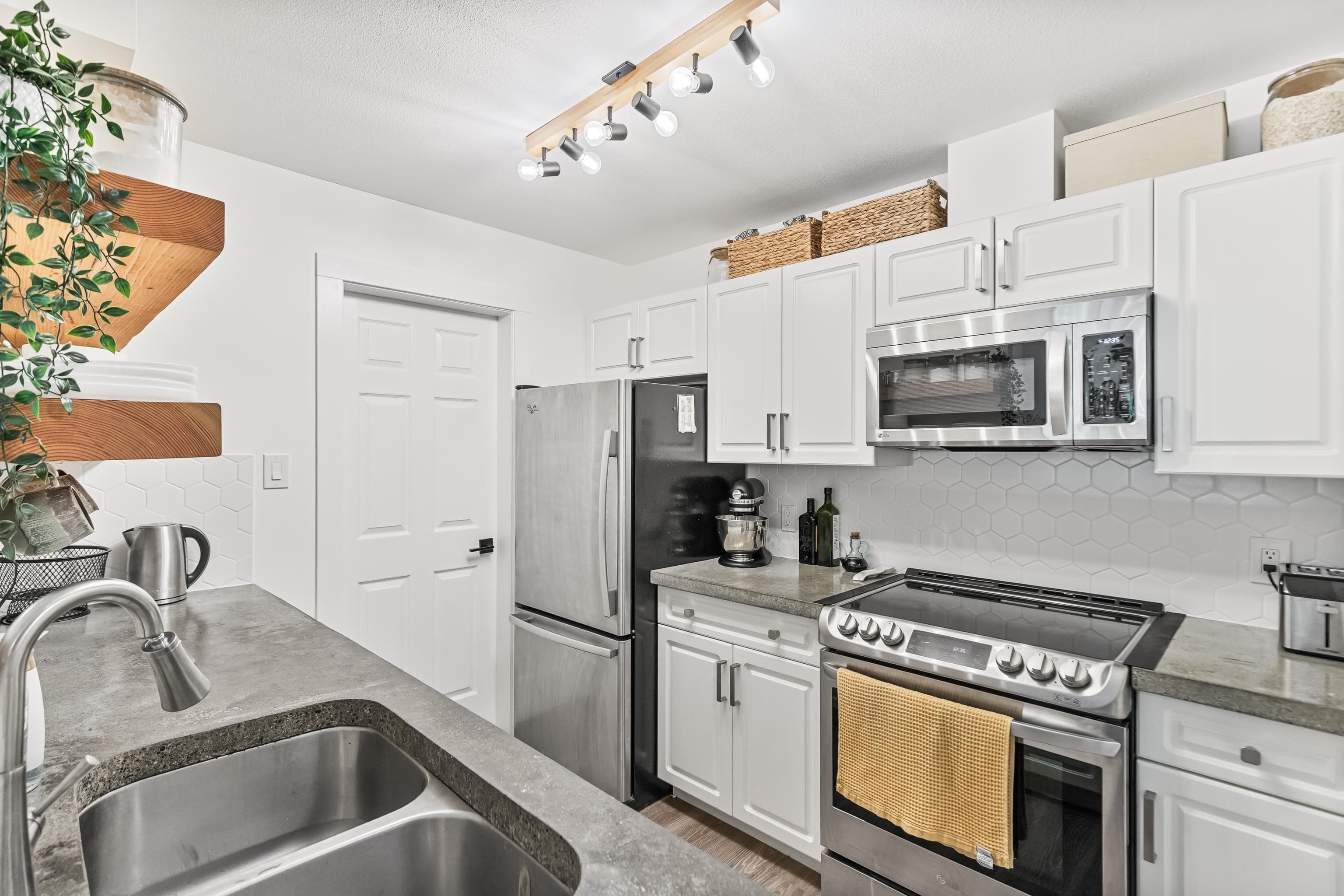 404 - 12206 224 Street, Maple Ridge, V2X 6B8 — photo 3
