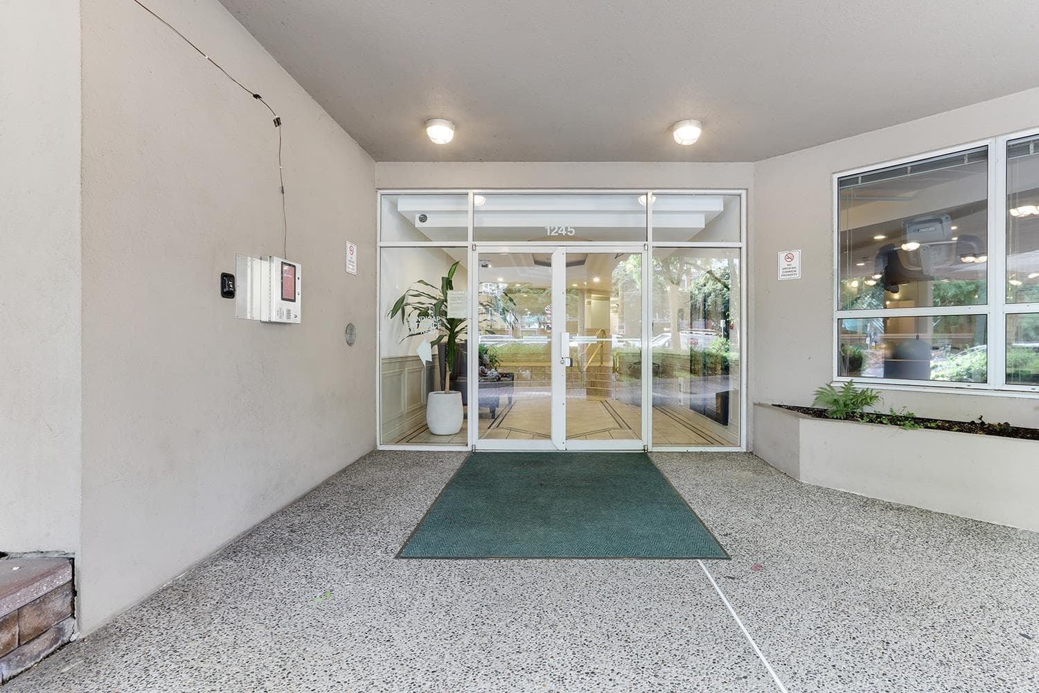 806 - 1245 Quayside Drive, New Westminster, V3M 6J6 — photo 3