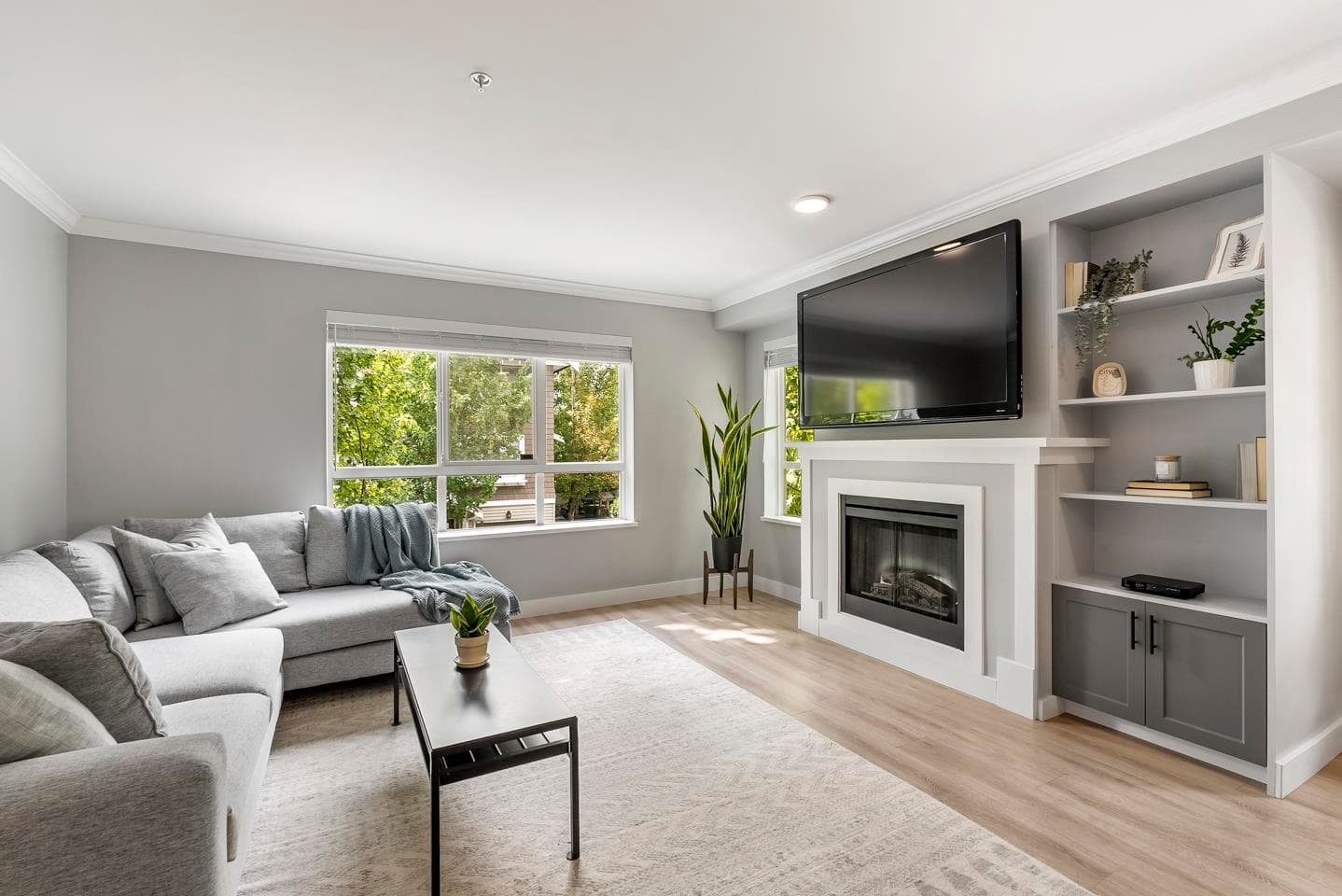 76 - 6747 203 Street Street, Langley