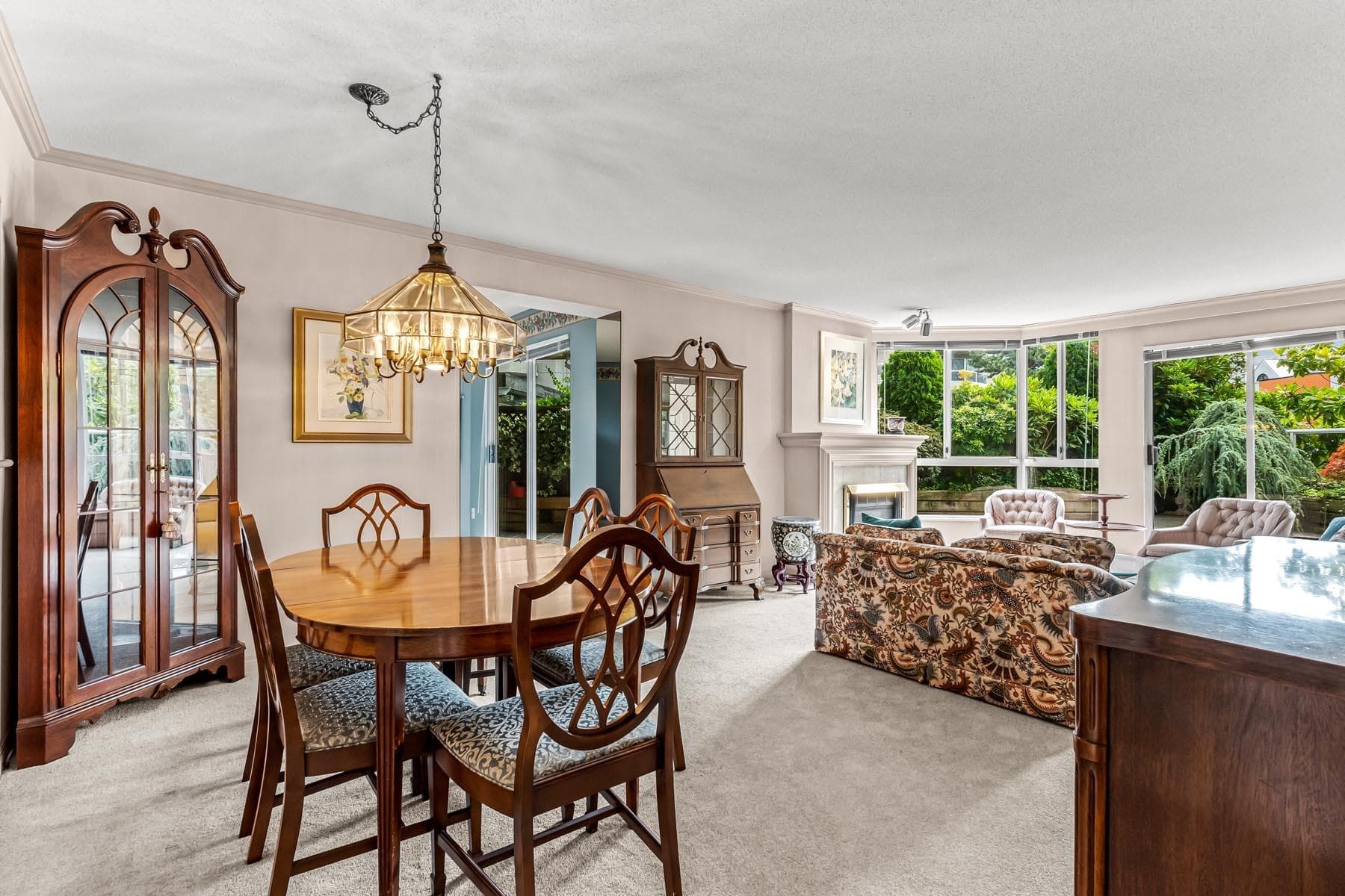 305 - 1235 Quayside Drive, New Westminster, V3M 6J5 — photo 2