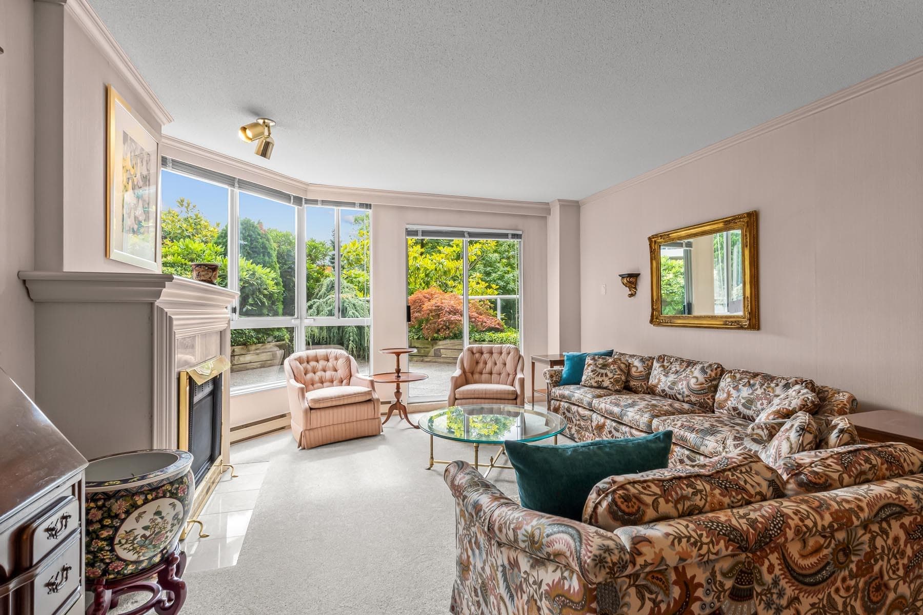 305 - 1235 Quayside Drive, New Westminster, V3M 6J5 — photo 3