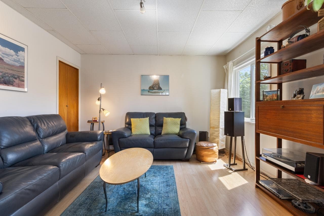 1737 E 5th Avenue, Vancouver, V5N 1L9 — photo 4