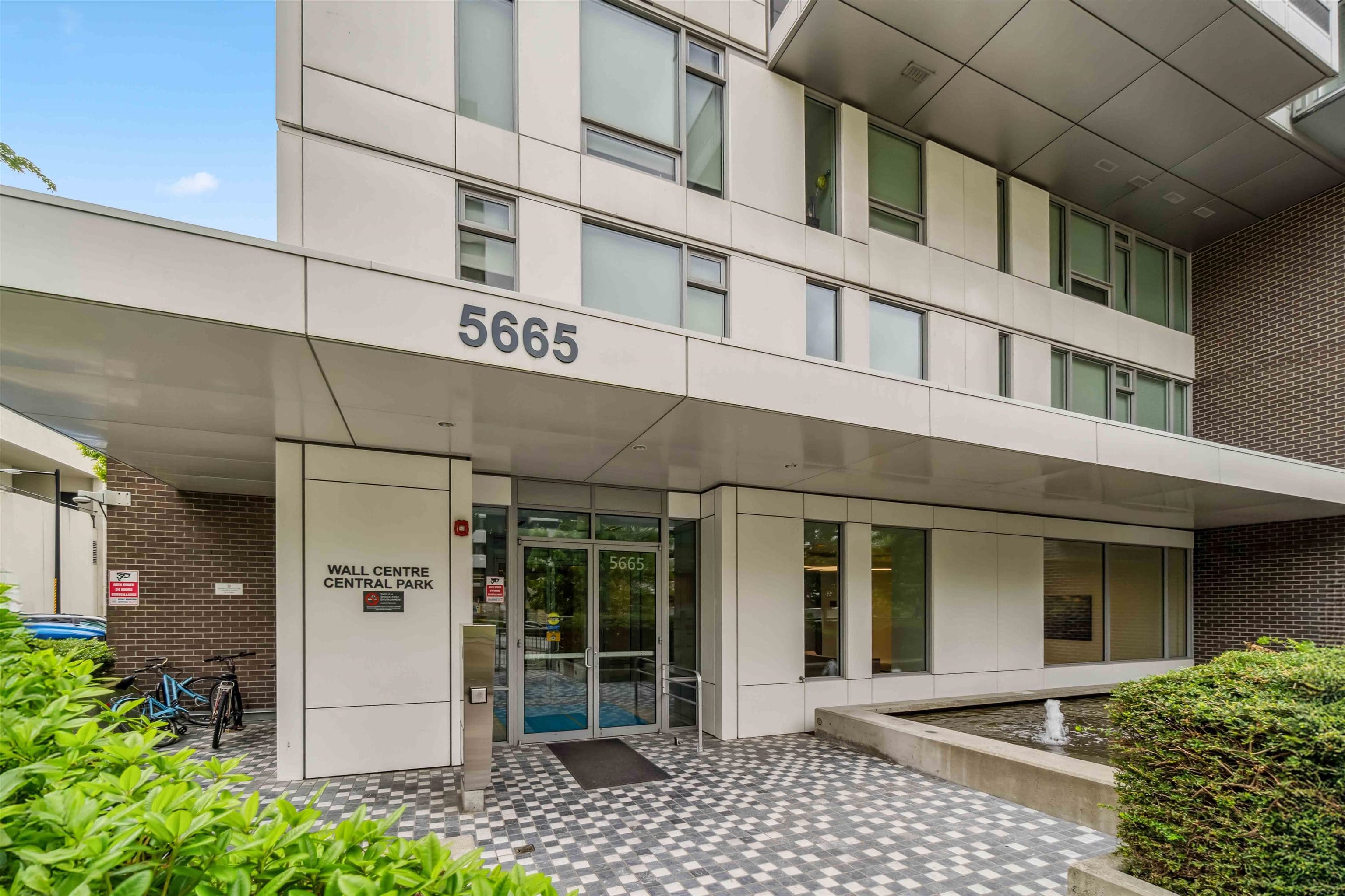 1902 - 5665 Boundary Road, Vancouver, V5R 0E4 — photo 2