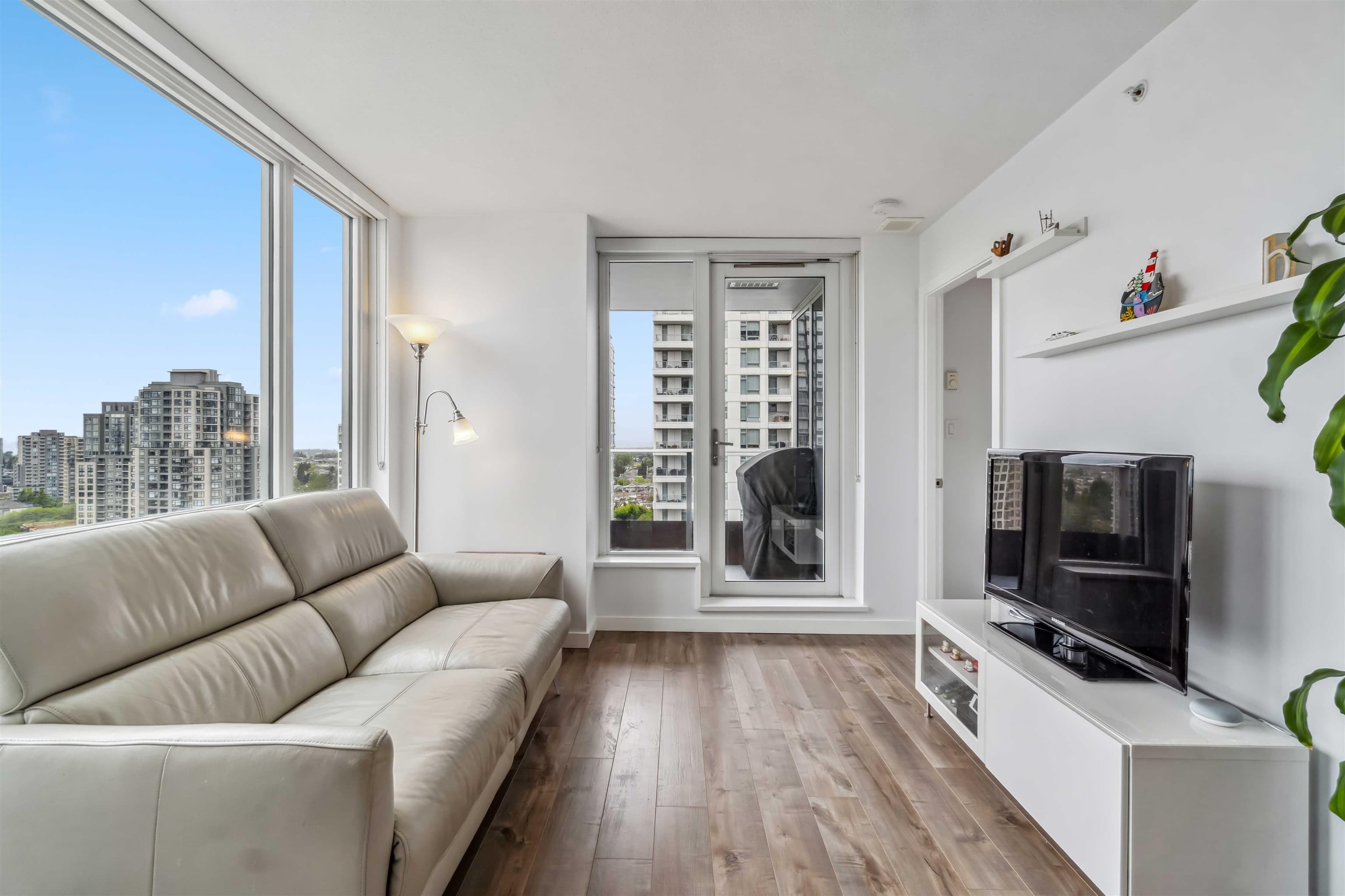 1902 - 5665 Boundary Road, Vancouver, V5R 0E4 — photo 5