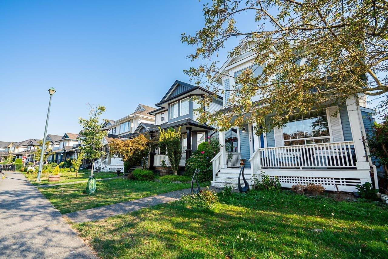 18456 65 Avenue, Surrey, V3S 8T1 — photo 3