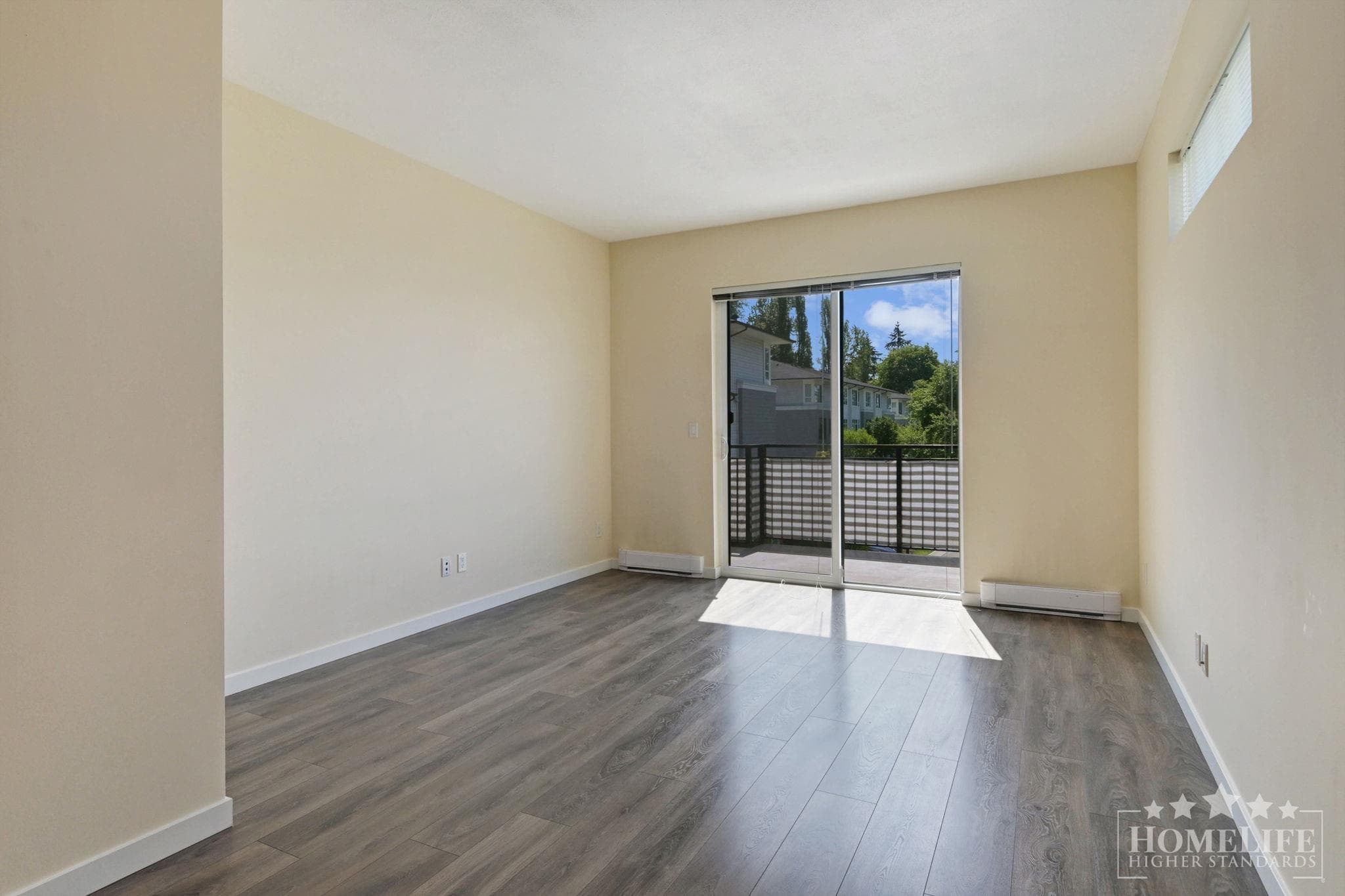 905 - 18505 Laurensen Place, Surrey, V4N 6R7 — photo 4