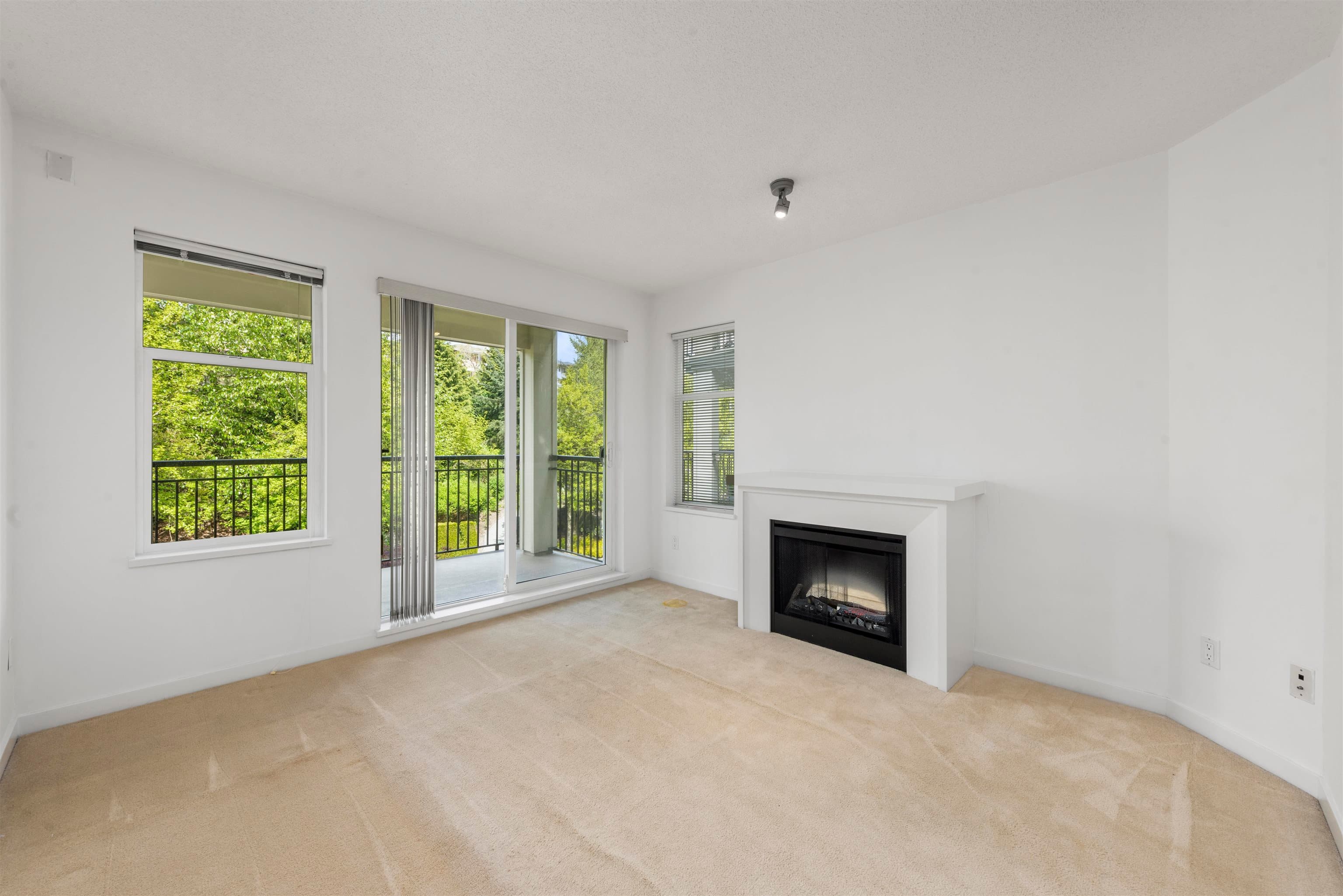 309 - 4768 Brentwood Drive, Burnaby, V5C 0C7 — photo 2