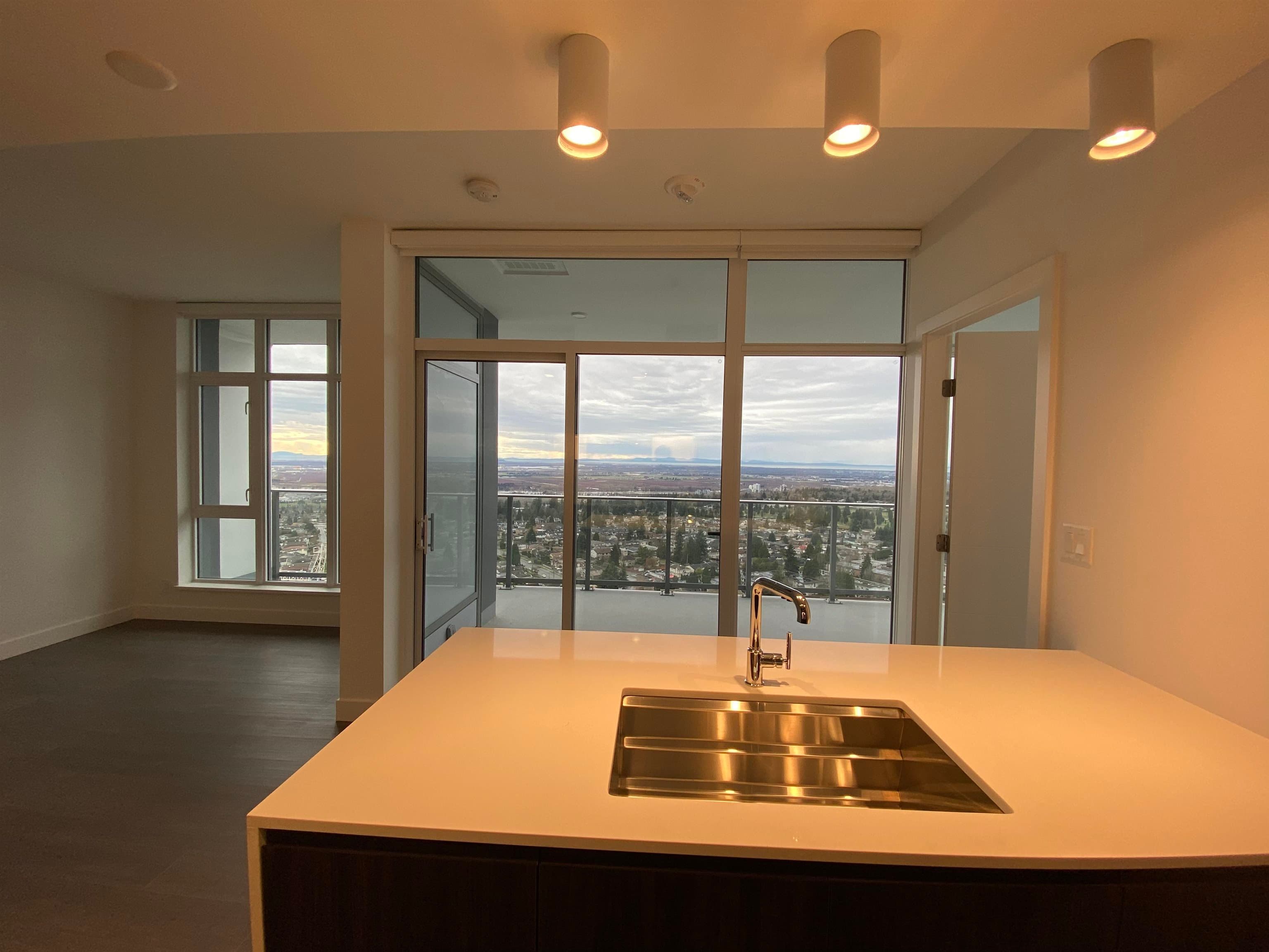 2706 - 6511 Sussex Avenue, Burnaby, V5H 3B1 — photo 5