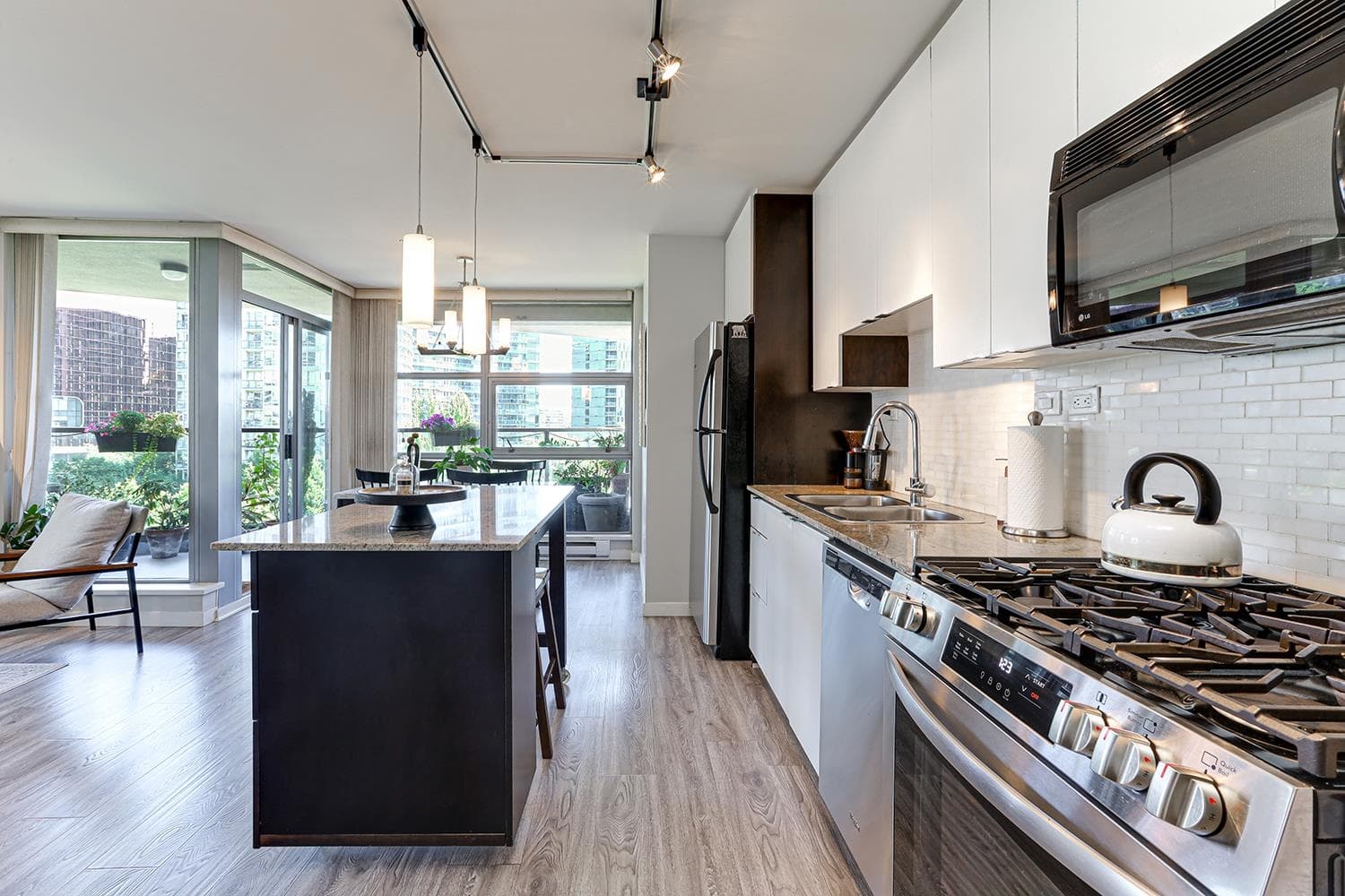 603 - 989 Beatty Street, Vancouver, V6Z 3C2 — photo 4