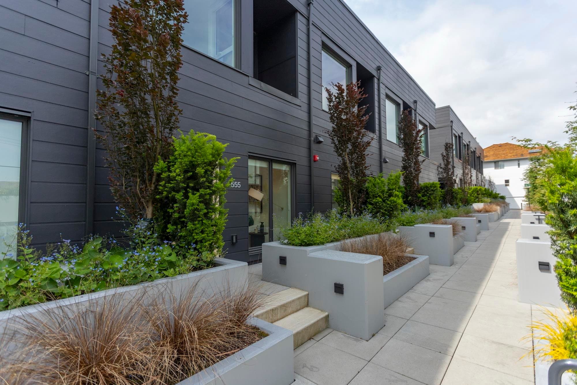 555 W 26th Avenue, Vancouver, V5Z 2E4 — photo 2