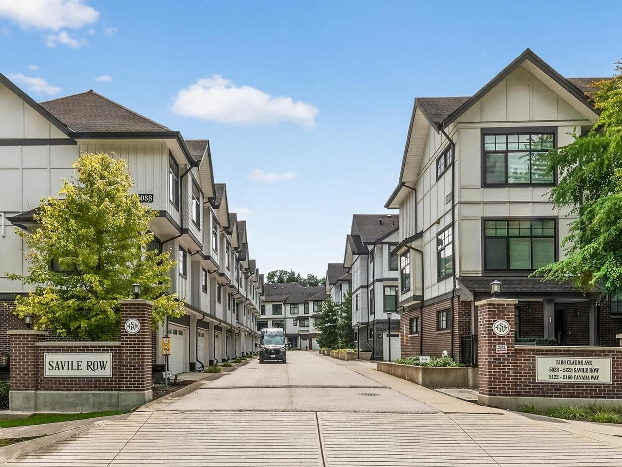 6 - 5068 Savile Row, Burnaby