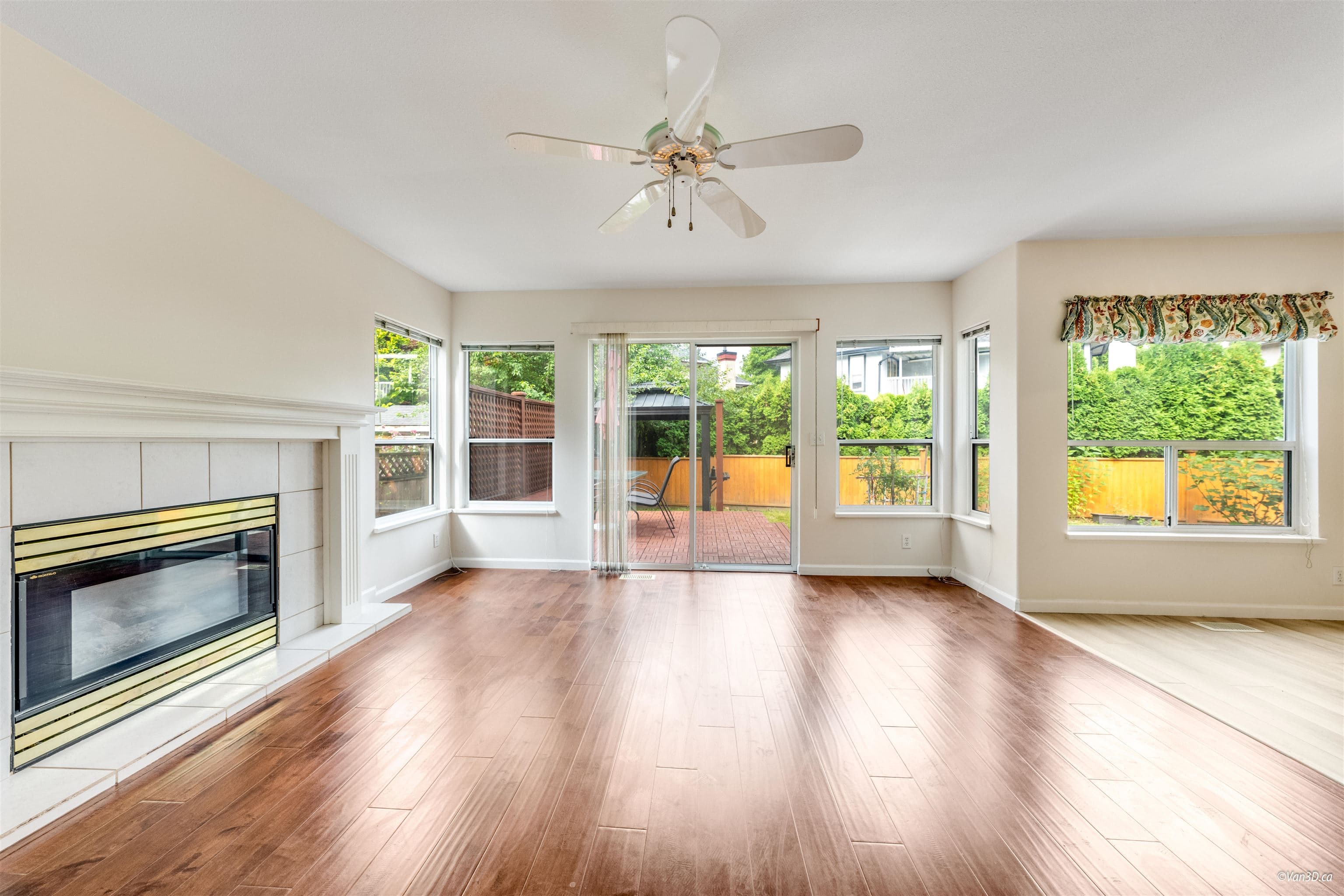 16042 108a Avenue, Surrey, V4N 1P1 — photo 5