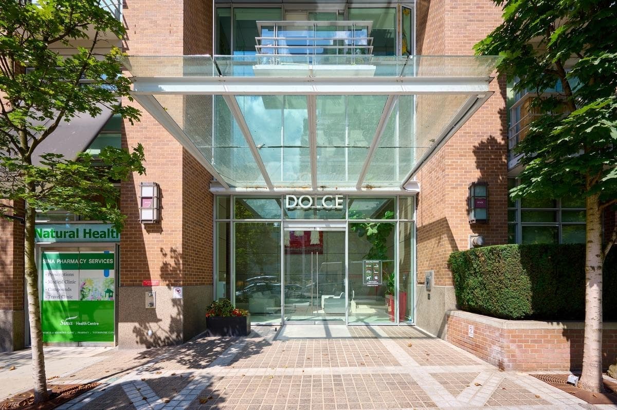 301 - 535 Smithe Street, Vancouver, V6B 0H2 — photo 2