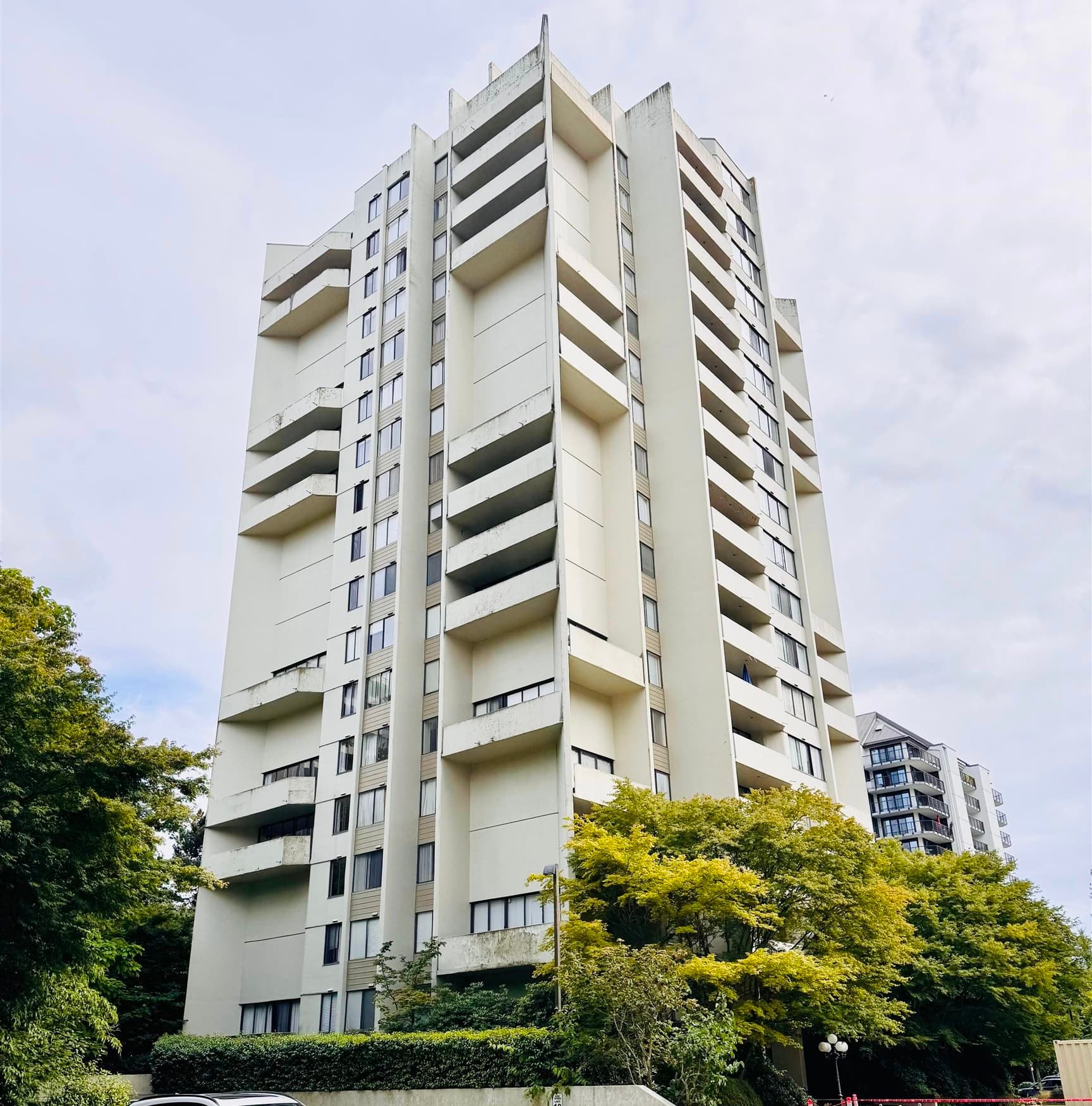 1704 - 4105 Maywood Street, Burnaby