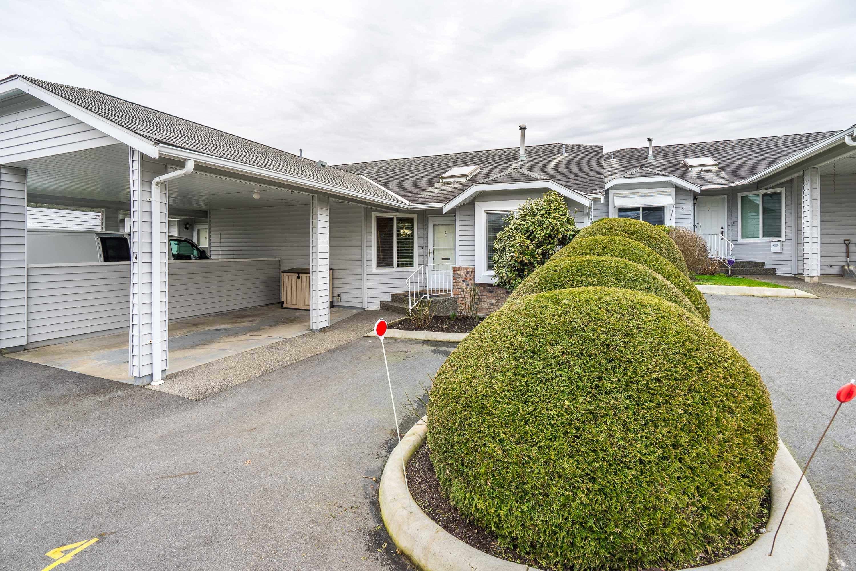 4 - 2989 Trafalgar Street, Abbotsford, V2S 7X9 — photo 1