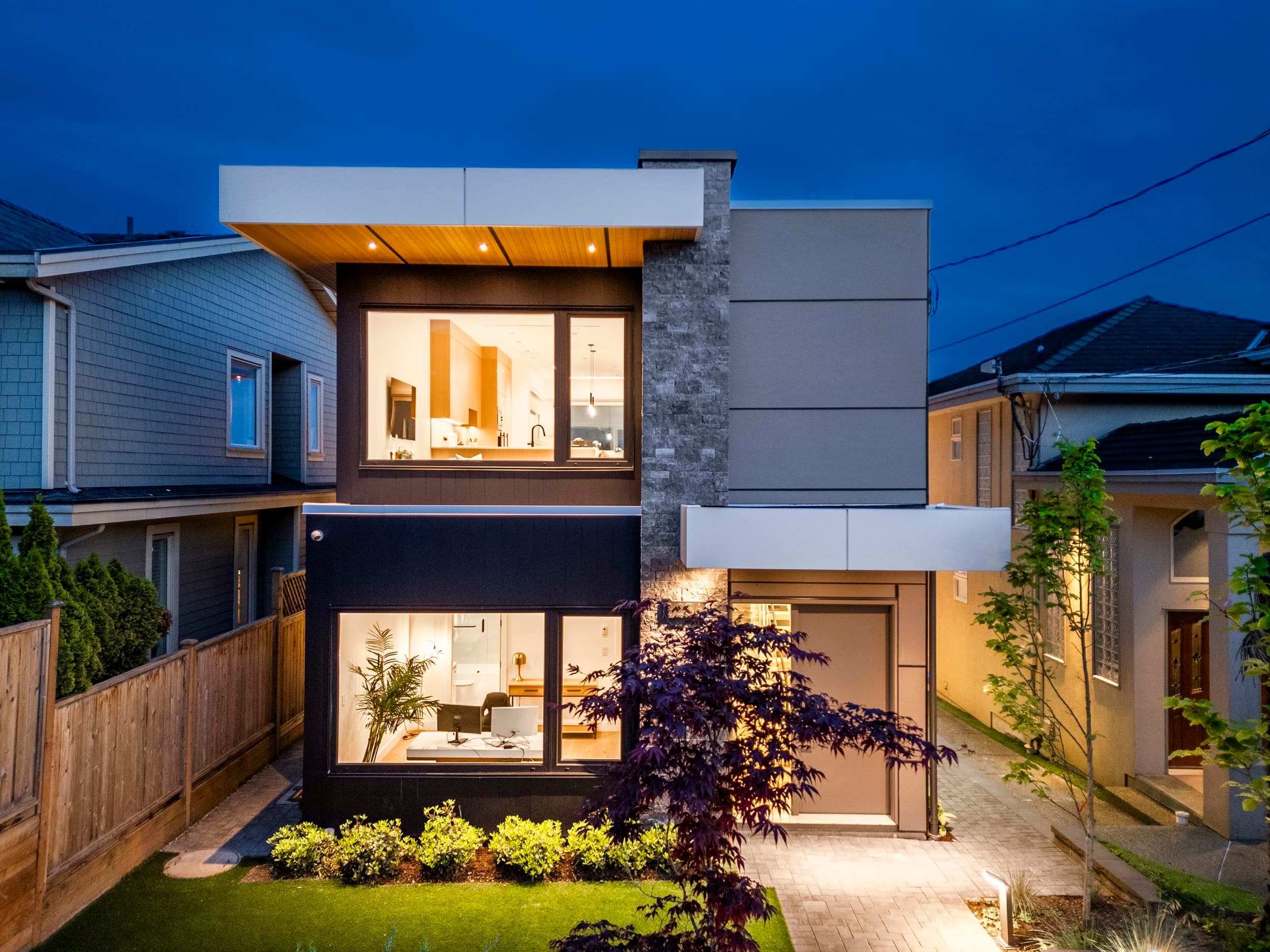 1236 Duchess Avenue, West Vancouver, V7T 1H4 — photo 2