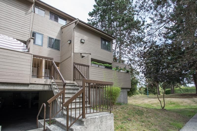 201 - 8040 Colonial Drive, Richmond, V7C 4V1 — photo 2