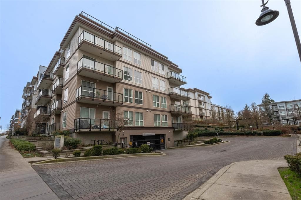 528 - 13768 108 Avenue, Surrey, V3T 0L9 — photo 2