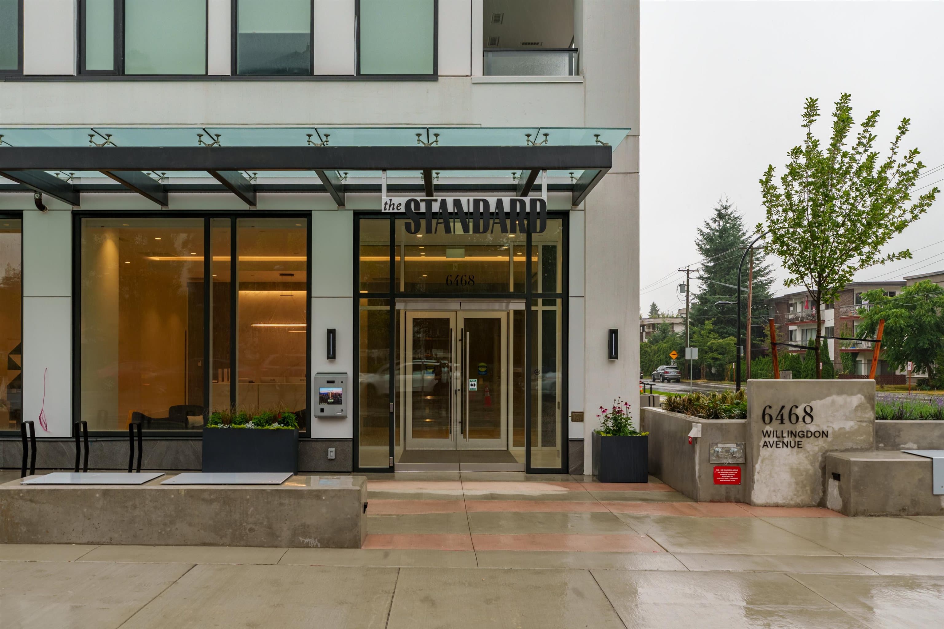 1701 - 6468 Willingdon, Burnaby, V5H 0L3 — photo 2