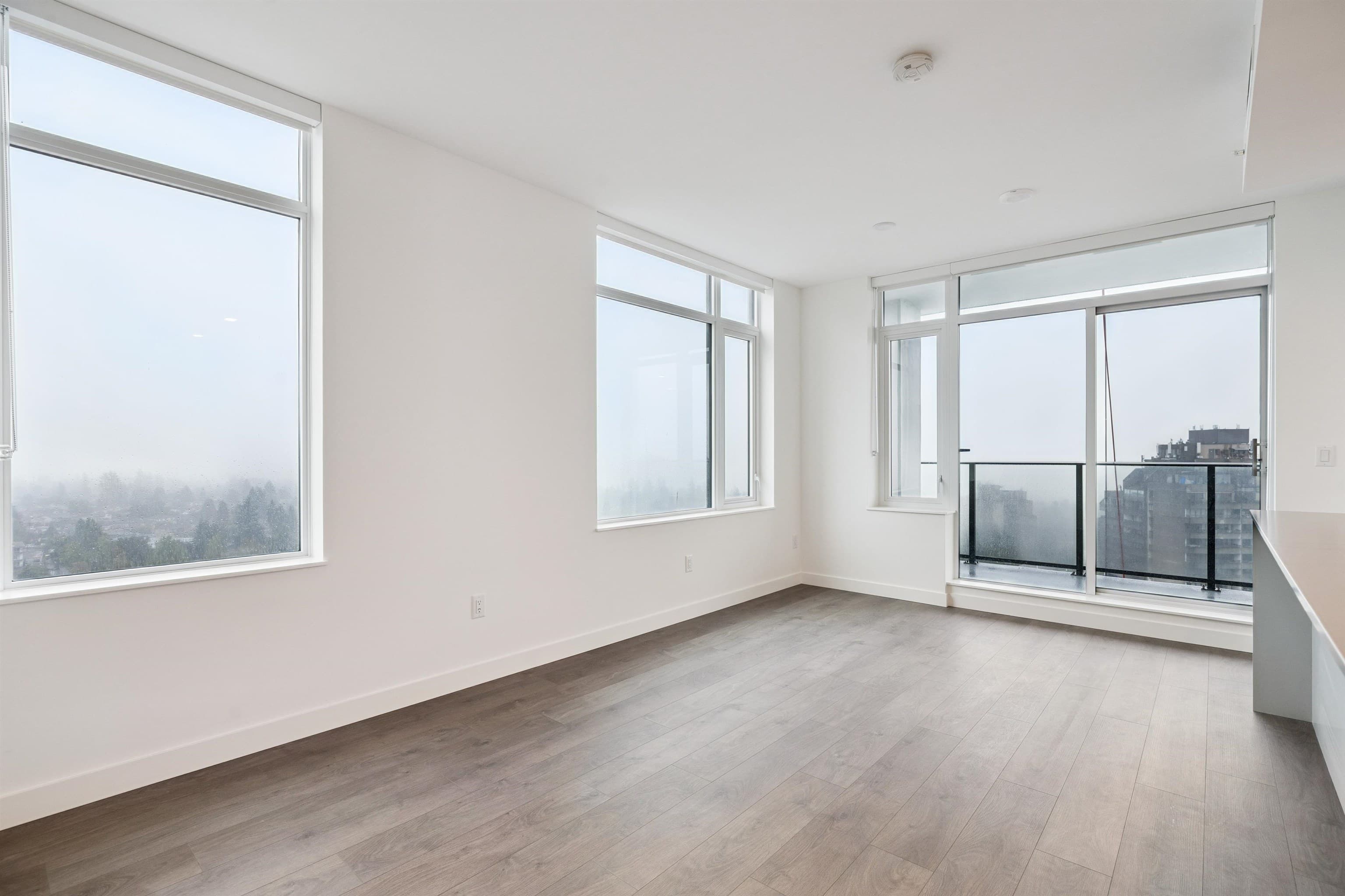 1701 - 6468 Willingdon, Burnaby, V5H 0L3 — photo 4