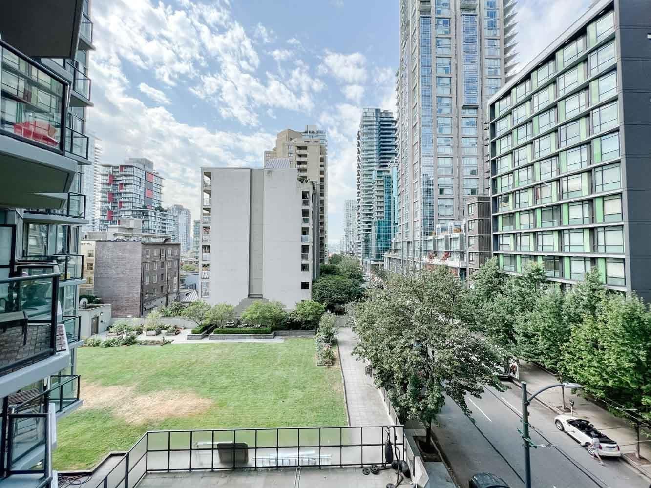 , Vancouver — photo 1