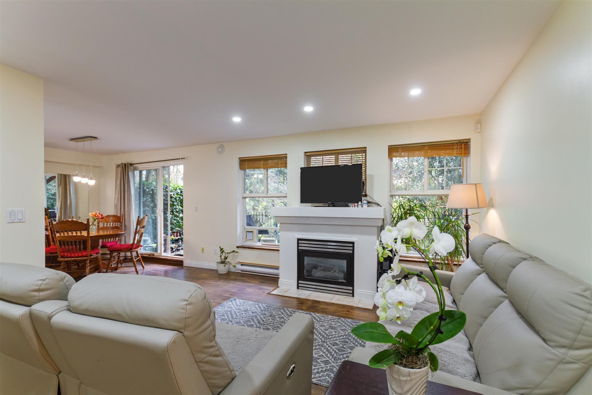 35 - 1561 Booth Avenue, Coquitlam, V3K 6Z9 — photo 2