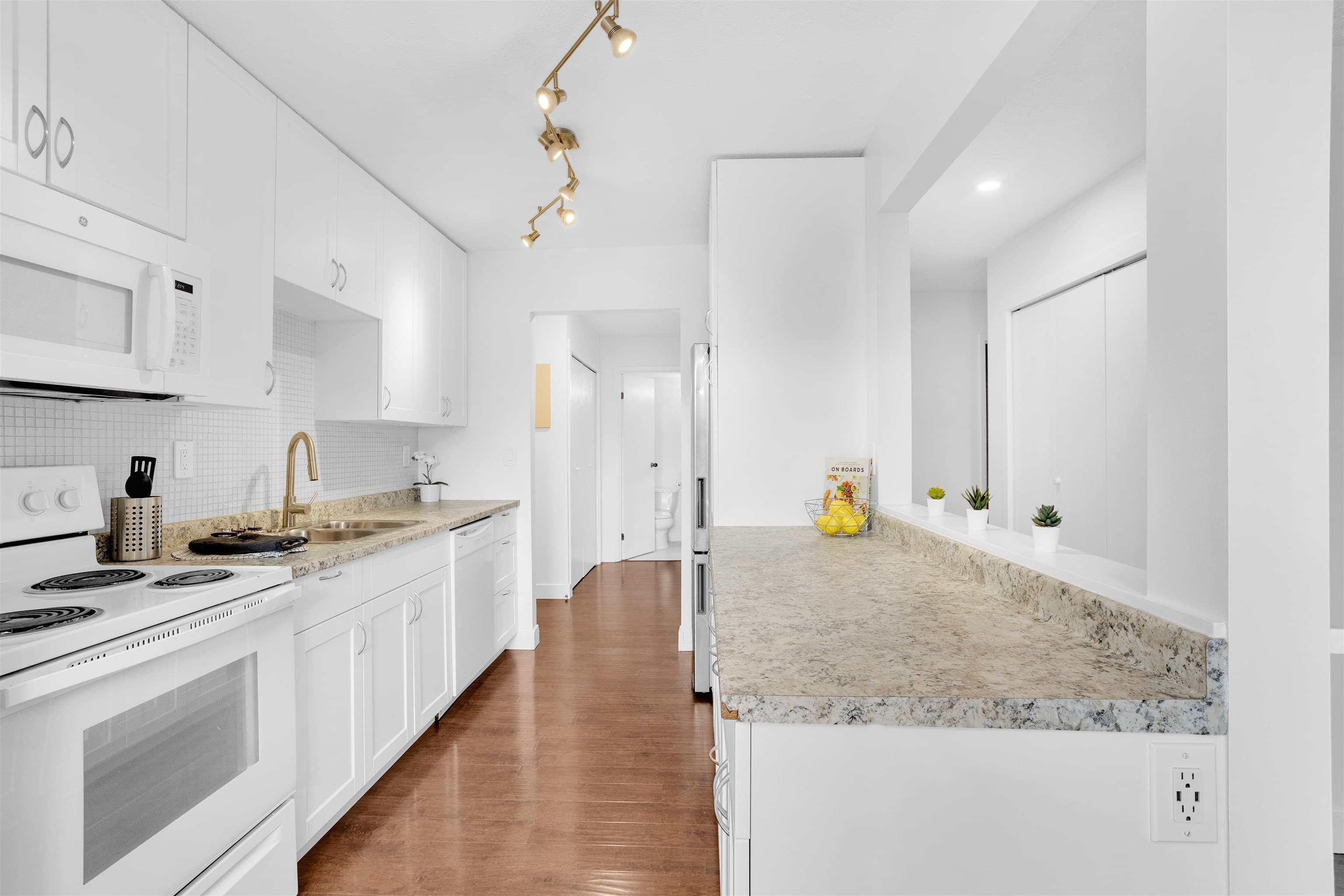307 - 2381 Bury Avenue, Port Coquitlam