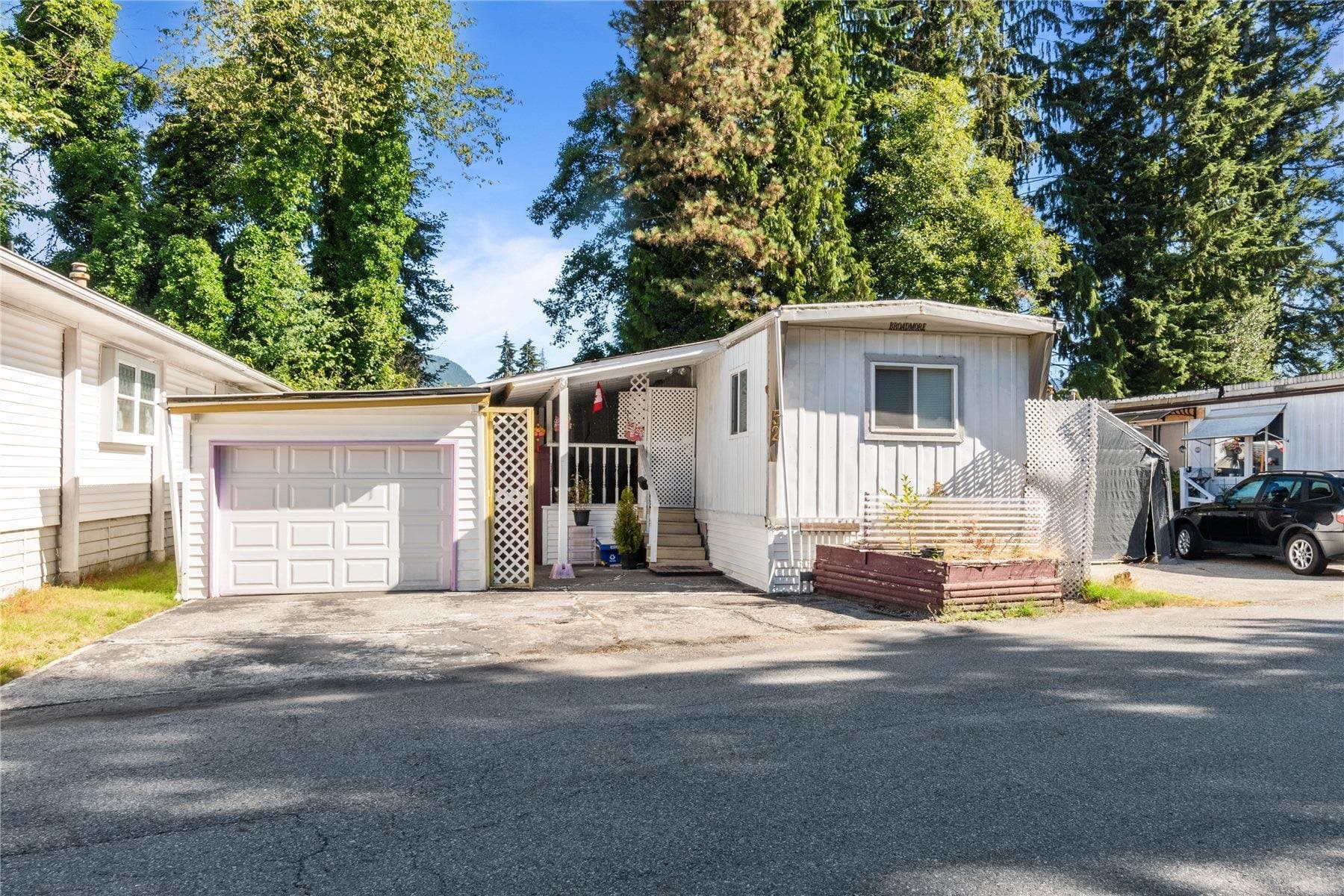 52 4200 Dewdney Trunk Road, Coquitlam