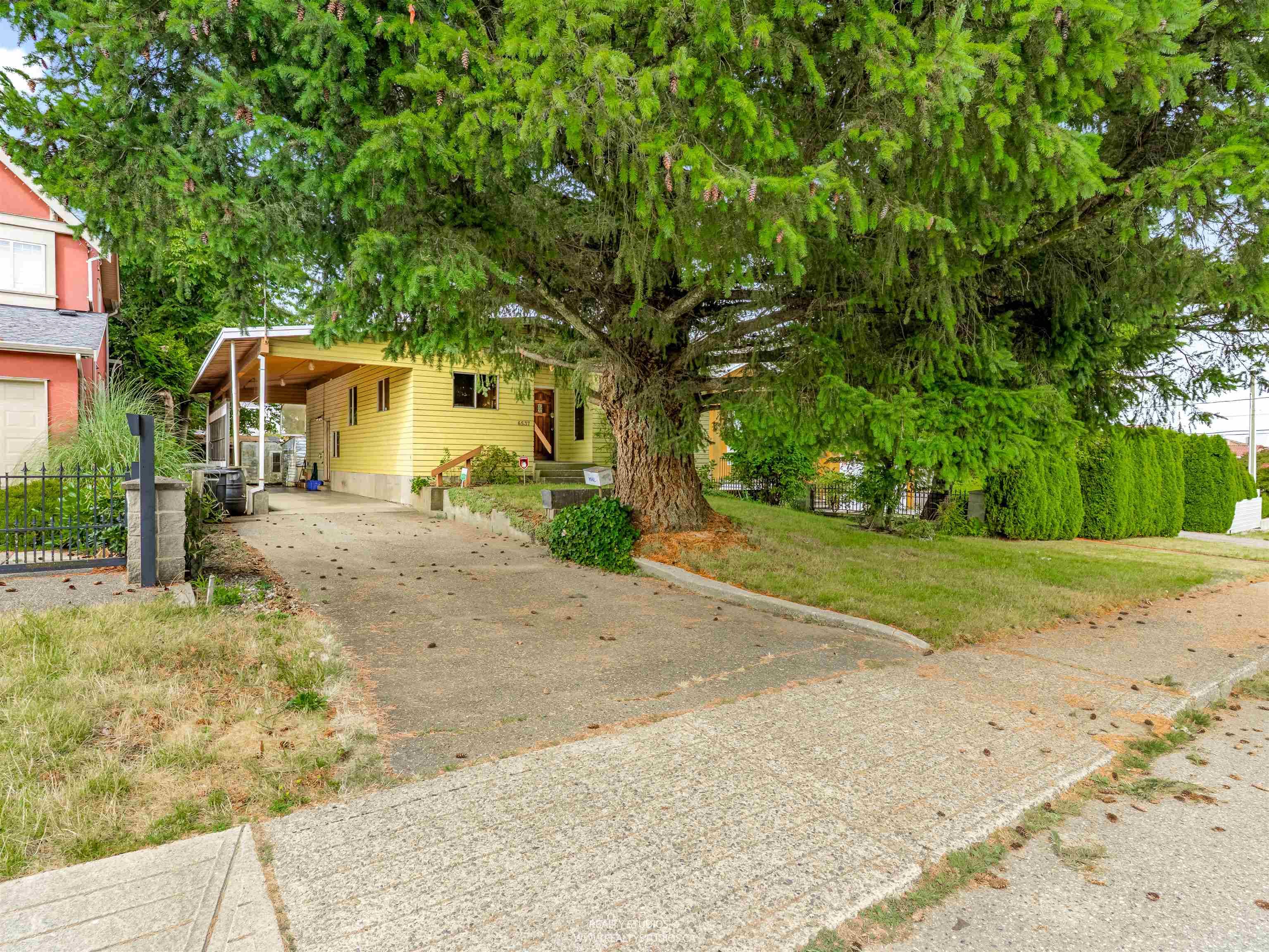 6537 Waltham Avenue, Burnaby, V5H 3V6 — photo 3